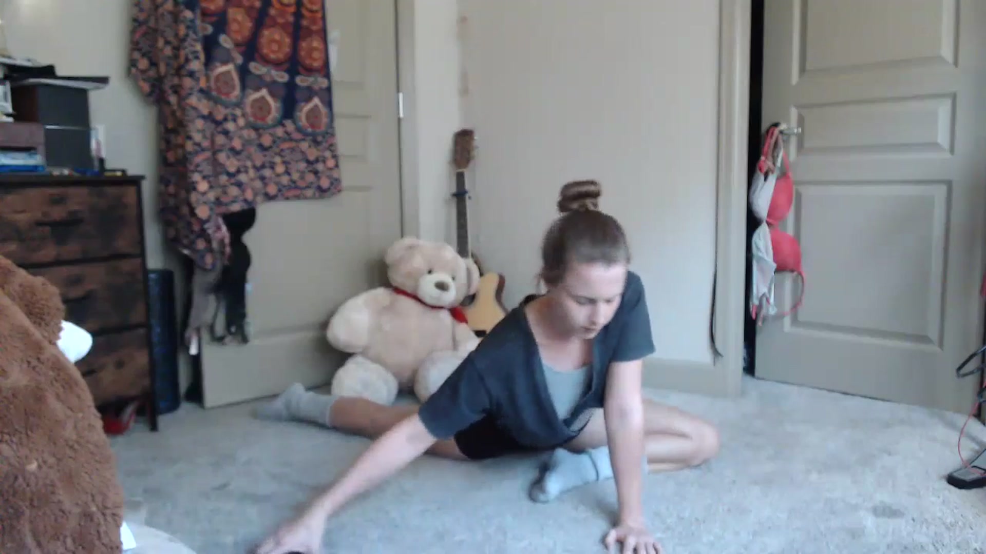 Gallery image thumbnail from Blake_Bardot's myfreecams stream on, 08/21/2024, 24:24 image 3 of 20