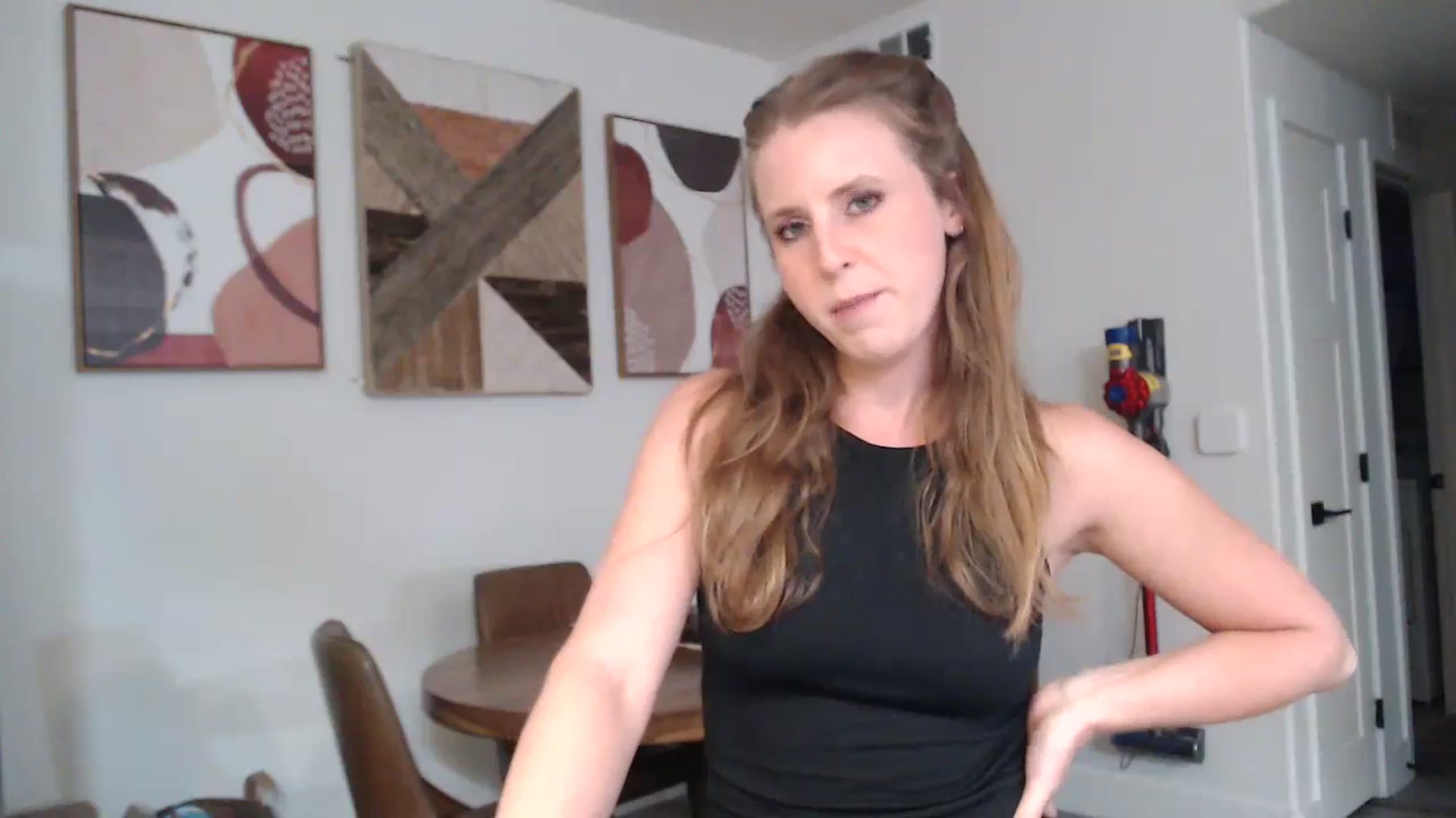 Gallery image thumbnail from Blake_Bardot's myfreecams stream on, 08/25/2024, 04:26 image 10 of 20
