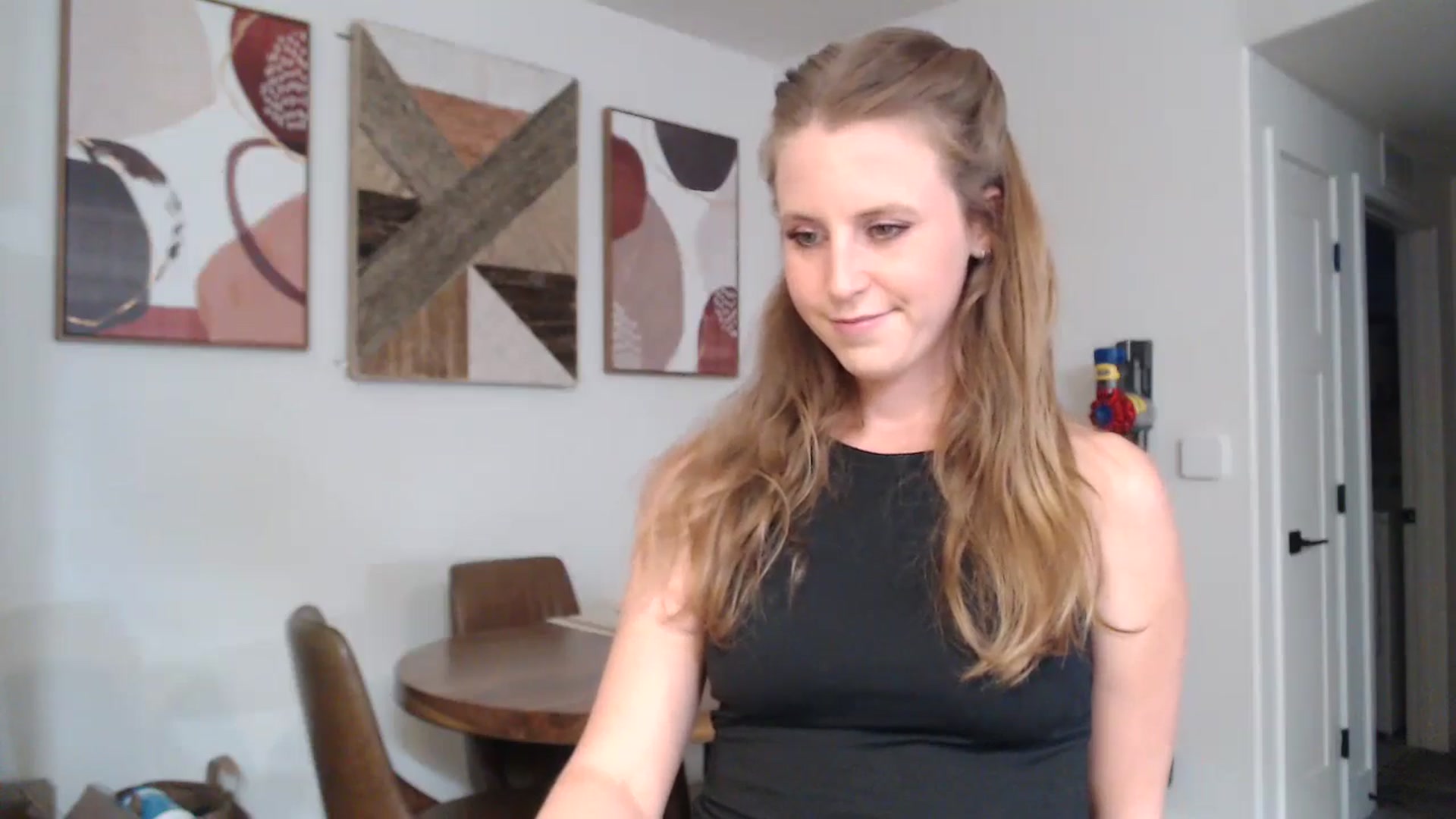 Gallery image thumbnail from Blake_Bardot's myfreecams stream on, 08/25/2024, 04:26 image 3 of 20