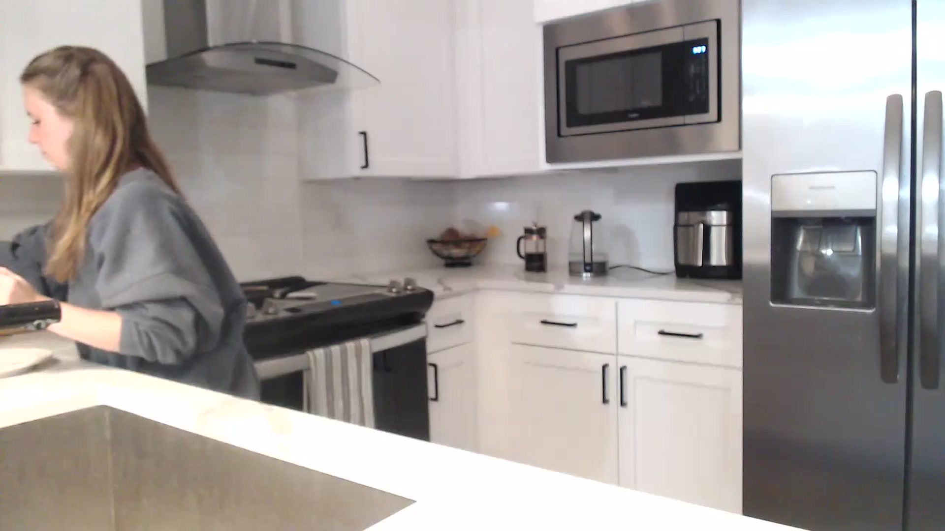Gallery image thumbnail from Blake_Bardot's myfreecams stream on, 08/25/2024, 04:26 image 16 of 20