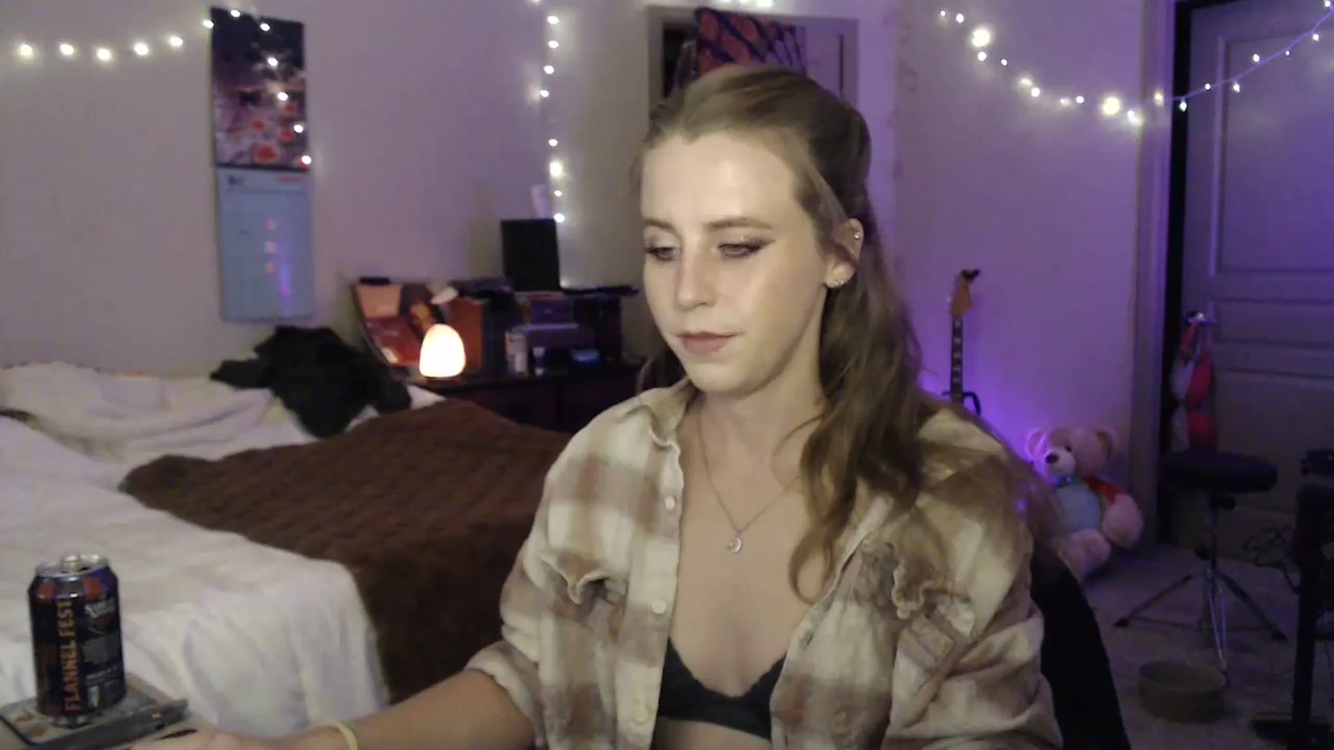 Gallery image thumbnail from Blake_Bardot's myfreecams stream on, 09/12/2024, 06:49 image 3 of 20