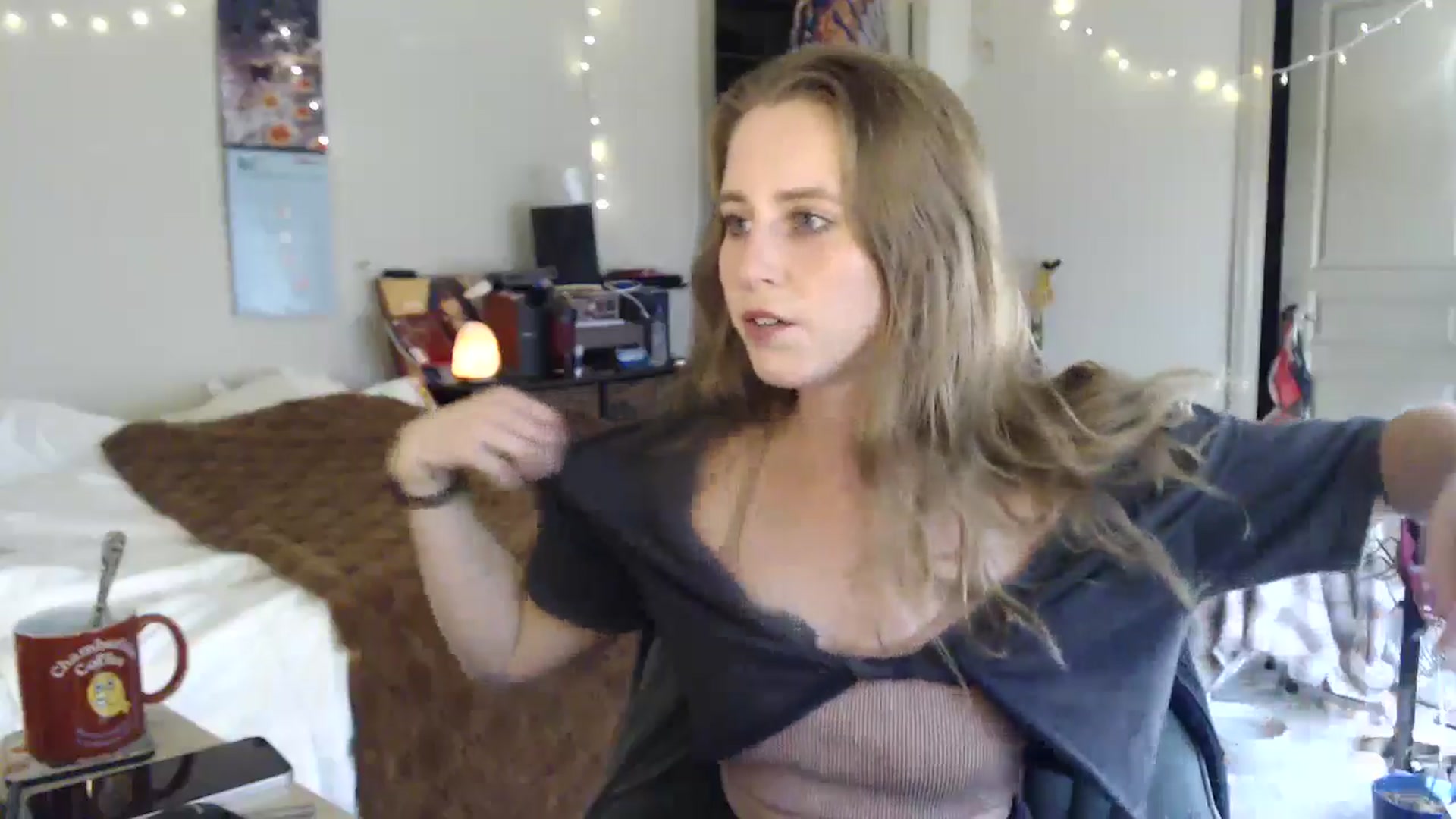 Gallery image thumbnail from Blake_Bardot's myfreecams stream on, 09/15/2024, 24:17 image 6 of 20