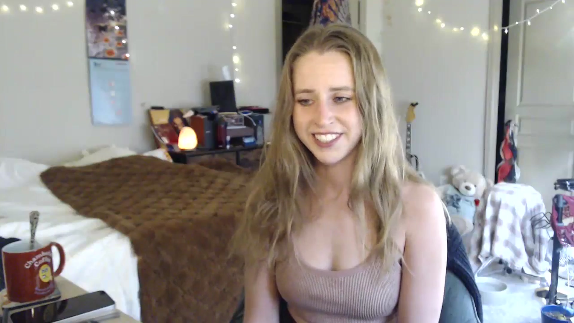 Gallery image thumbnail from Blake_Bardot's myfreecams stream on, 09/15/2024, 24:17 image 7 of 20