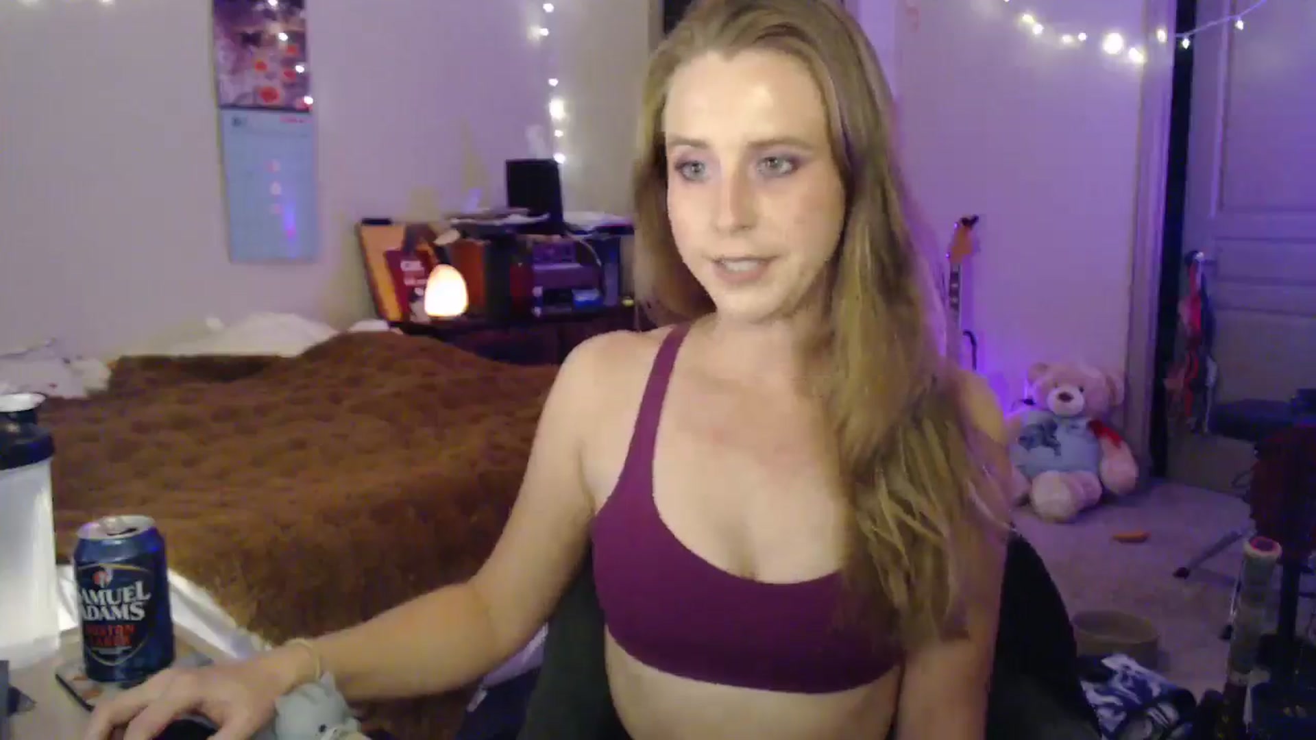 Gallery image thumbnail from Blake_Bardot's myfreecams stream on, 09/19/2024, 05:09 image 6 of 20