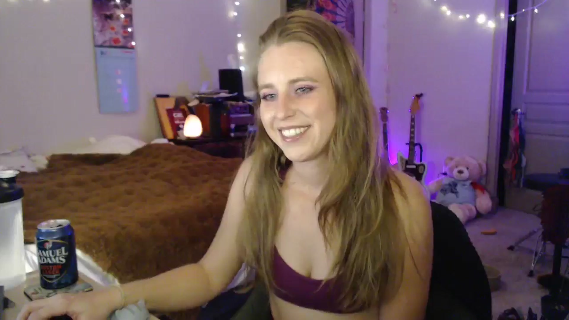 Gallery image thumbnail from Blake_Bardot's myfreecams stream on, 09/19/2024, 05:09 image 17 of 20