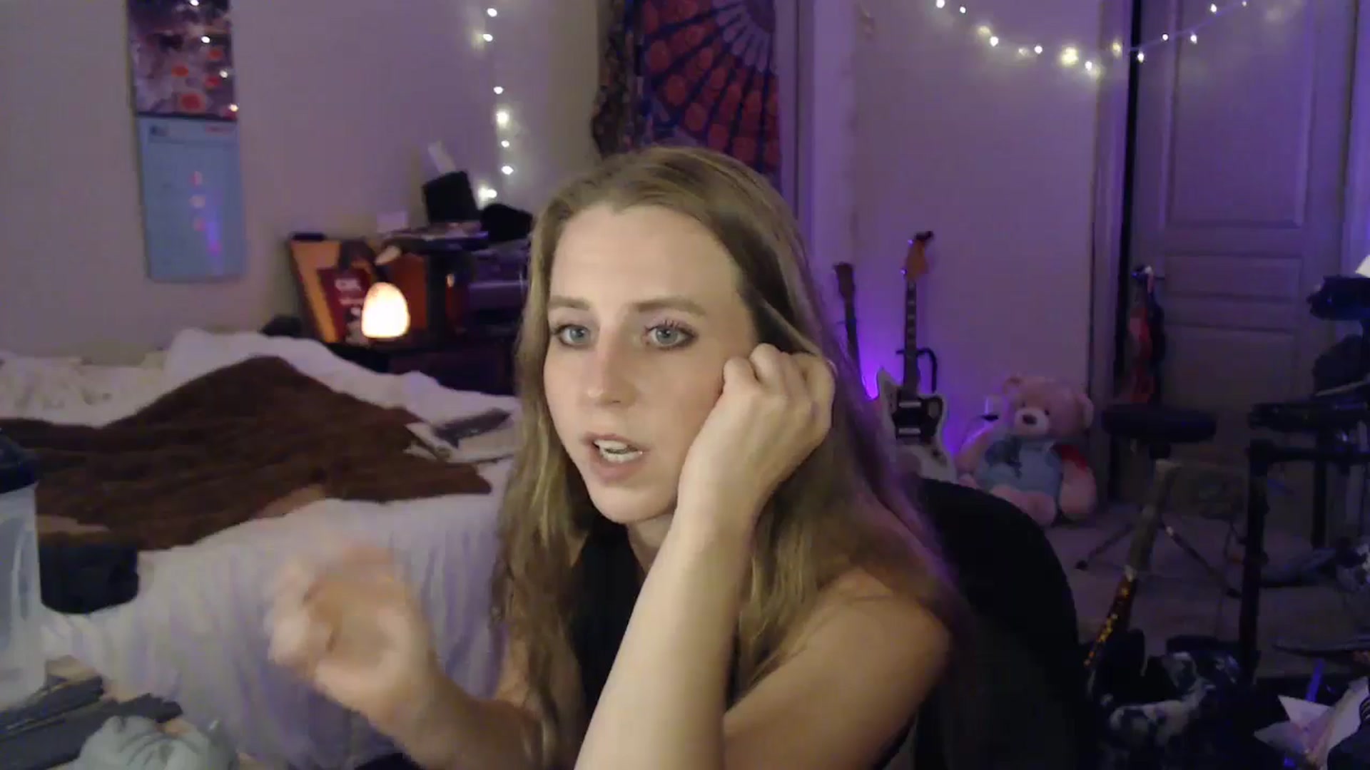 Gallery image thumbnail from Blake_Bardot's myfreecams stream on, 10/10/2024, 07:10 image 16 of 20