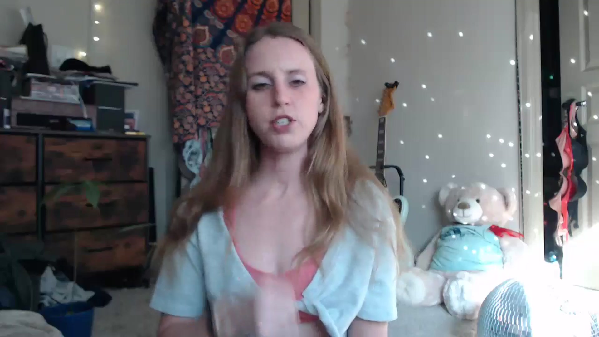 Gallery image thumbnail from Blake_Bardot's myfreecams stream on, 10/15/2024, 23:43 image 5 of 20