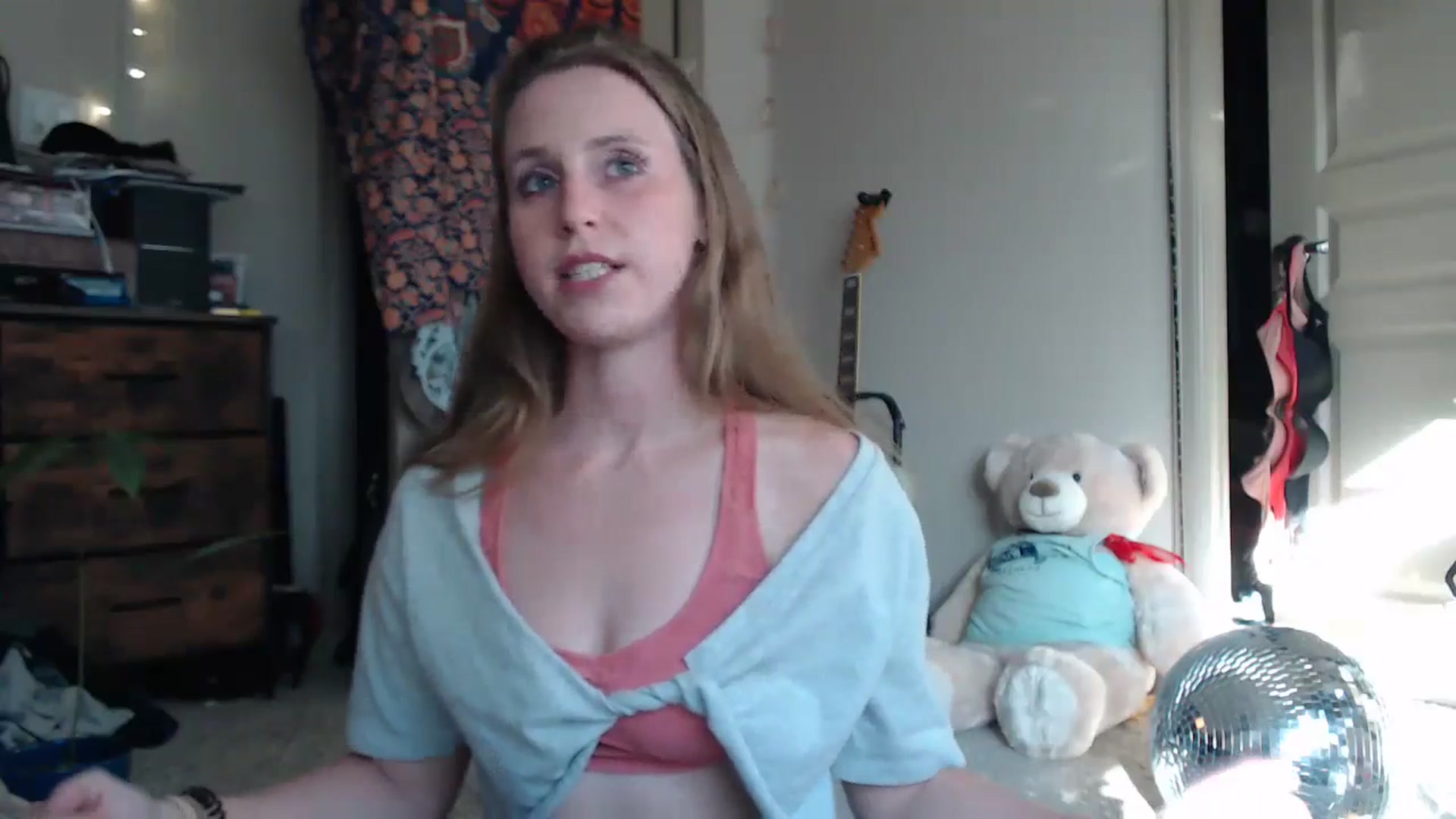 Gallery image thumbnail from Blake_Bardot's myfreecams stream on, 10/15/2024, 23:43 image 15 of 20
