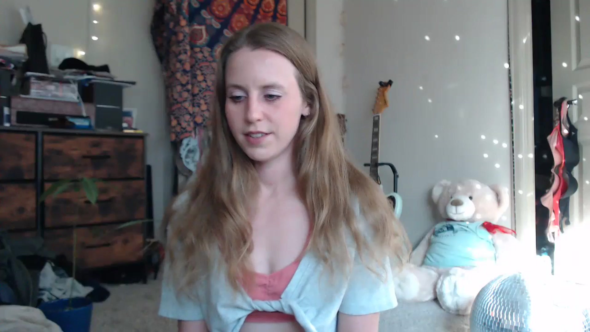 Gallery image thumbnail from Blake_Bardot's myfreecams stream on, 10/15/2024, 23:43 image 6 of 20