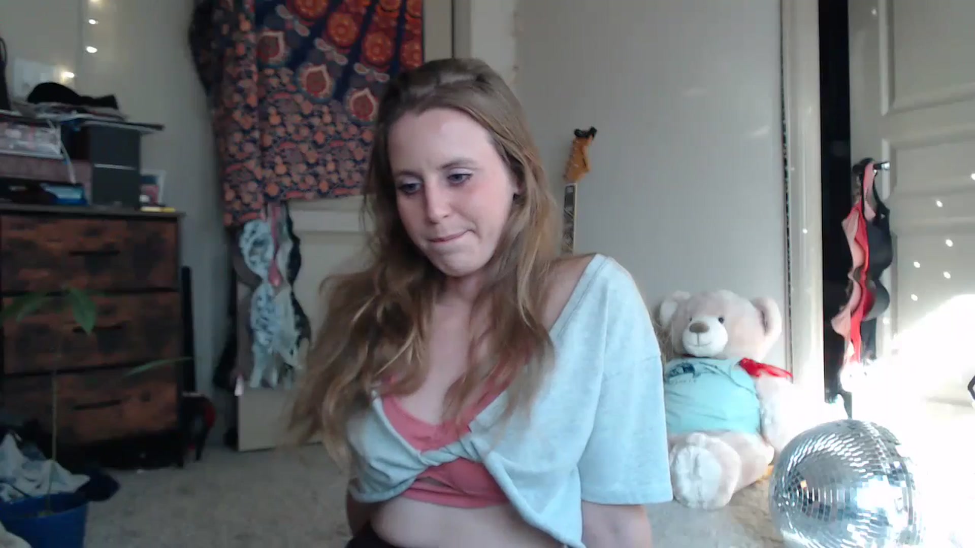 Gallery image thumbnail from Blake_Bardot's myfreecams stream on, 10/15/2024, 23:43 image 12 of 20