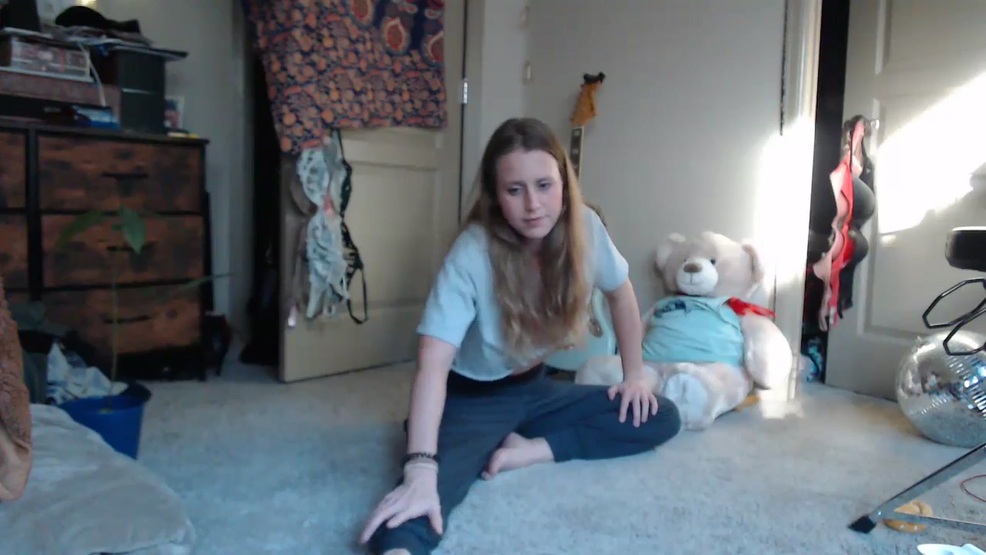 Gallery image thumbnail from Blake_Bardot's myfreecams stream on, 10/16/2024, 24:12 image 3 of 20