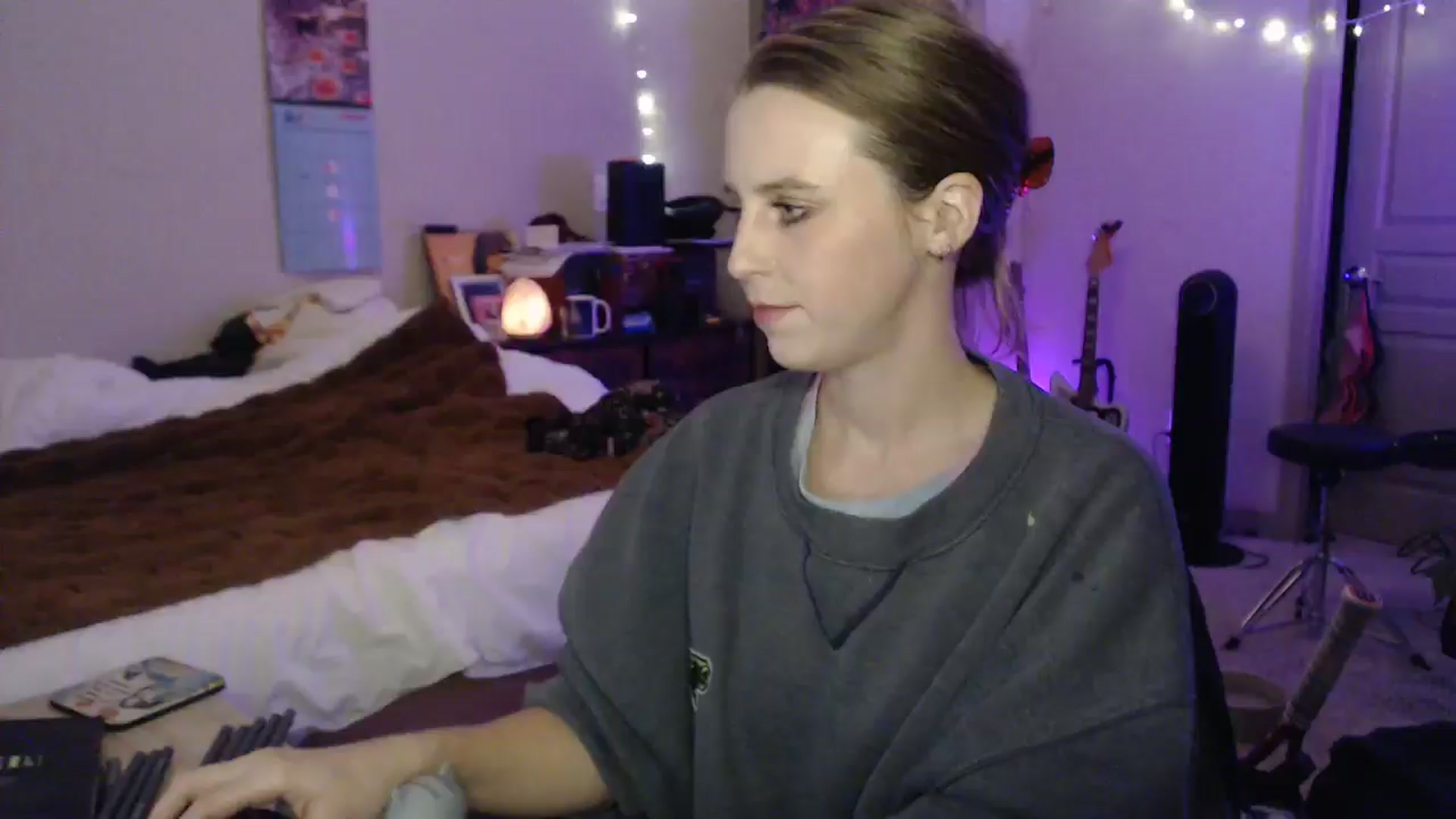 Gallery image thumbnail from Blake_Bardot's myfreecams stream on, 11/19/2024, 03:29 image 16 of 20