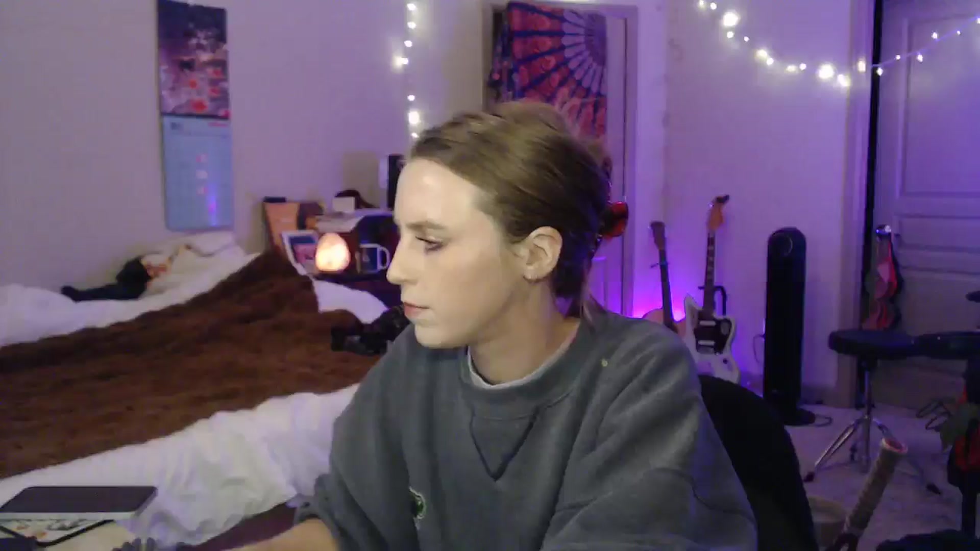 Gallery image thumbnail from Blake_Bardot's myfreecams stream on, 11/19/2024, 03:29 image 6 of 20