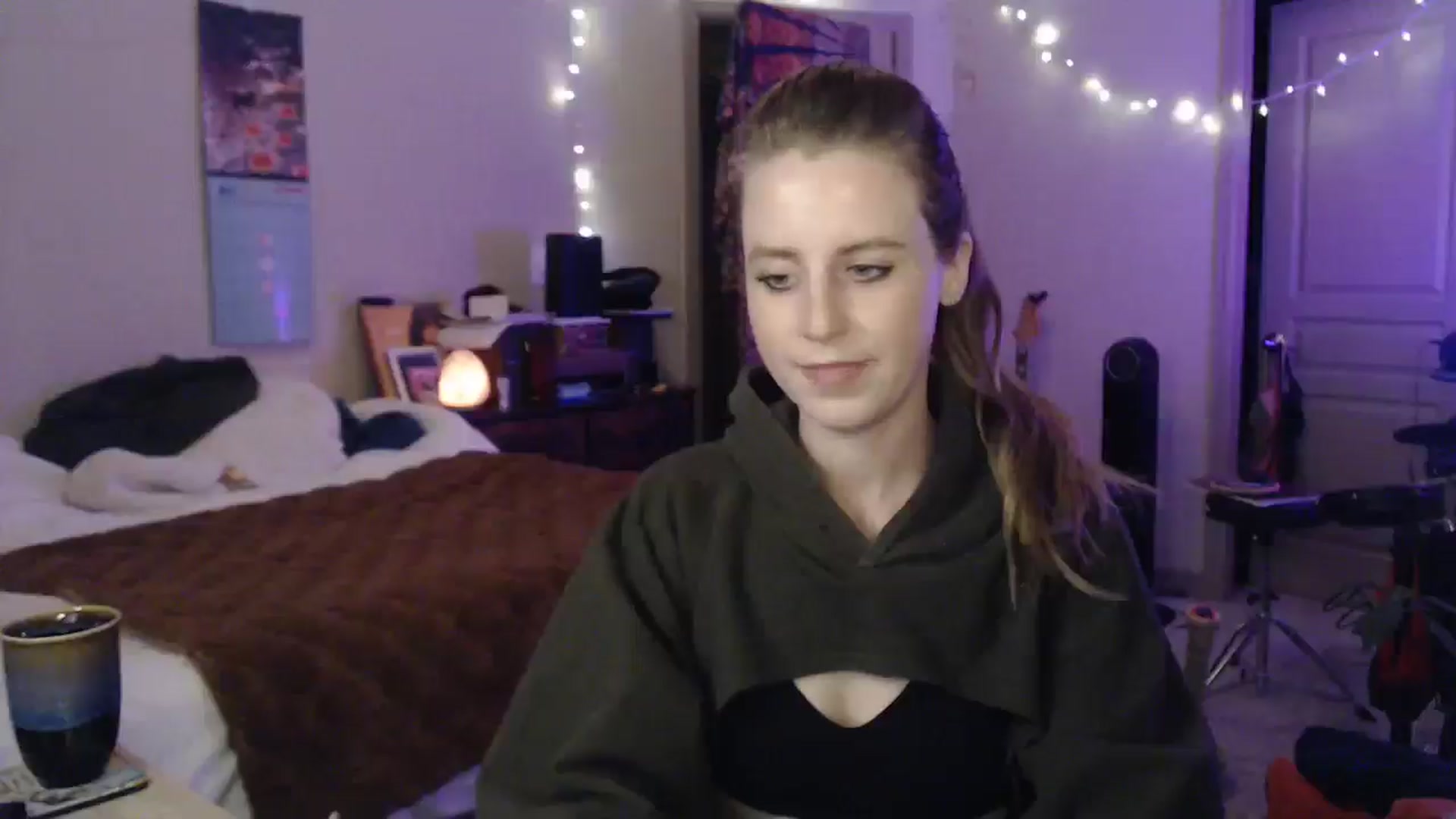 Gallery image thumbnail from Blake_Bardot's myfreecams stream on, 11/20/2024, 02:56 image 15 of 20