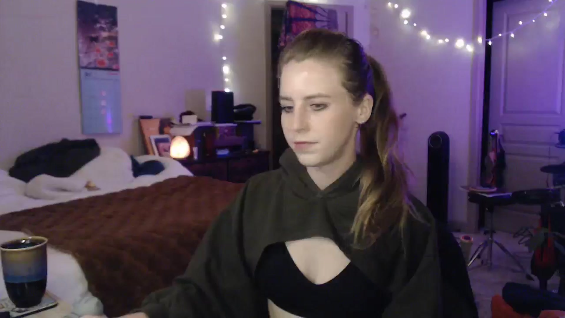 Gallery image thumbnail from Blake_Bardot's myfreecams stream on, 11/20/2024, 02:56 image 6 of 20