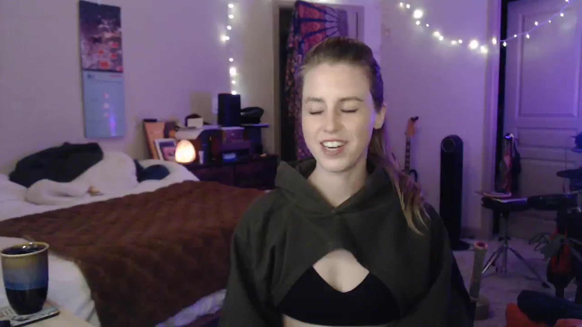 Gallery image thumbnail from Blake_Bardot's myfreecams stream on, 11/20/2024, 02:56 image 10 of 20
