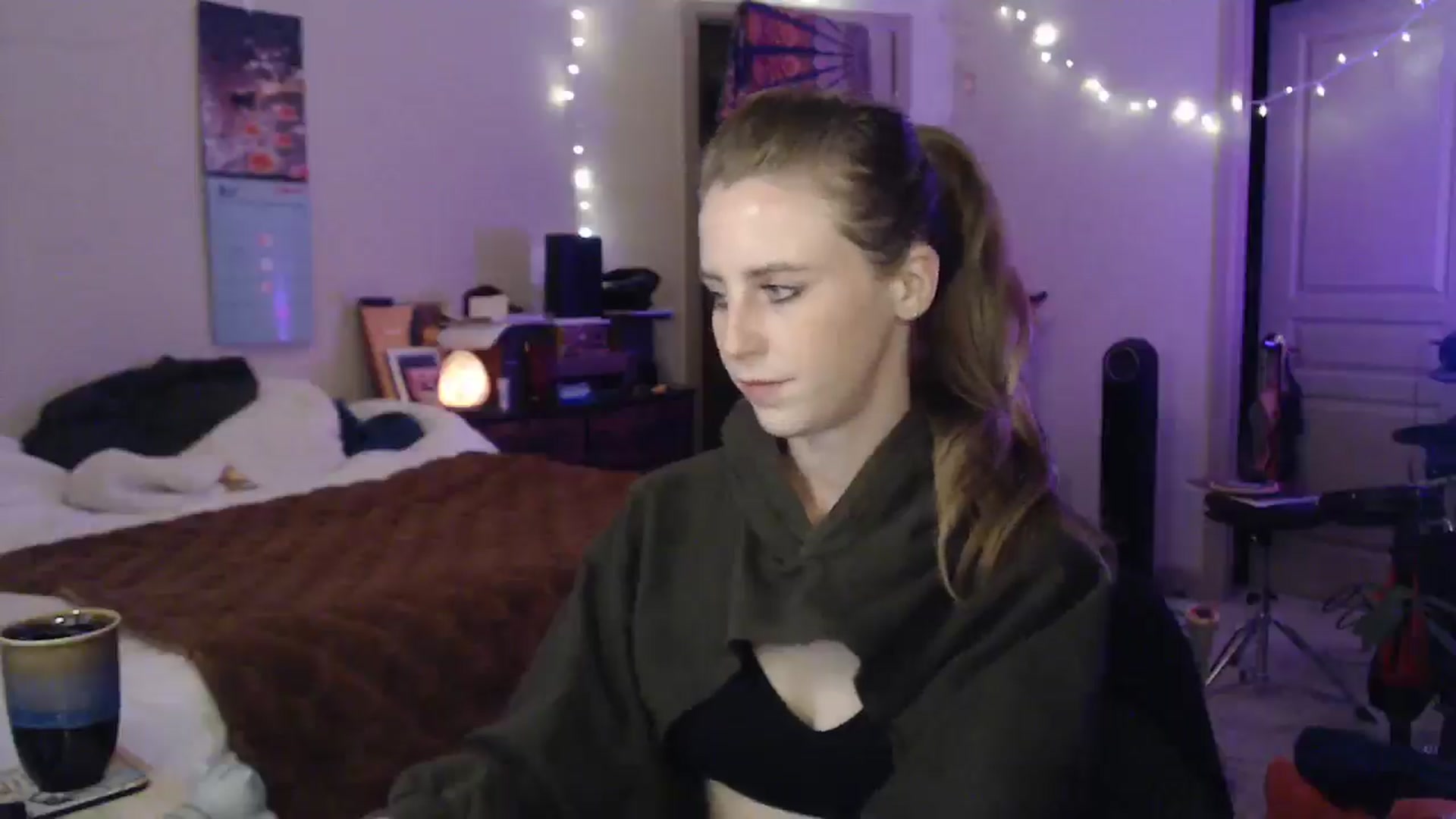 Gallery image thumbnail from Blake_Bardot's myfreecams stream on, 11/20/2024, 02:56 image 7 of 20