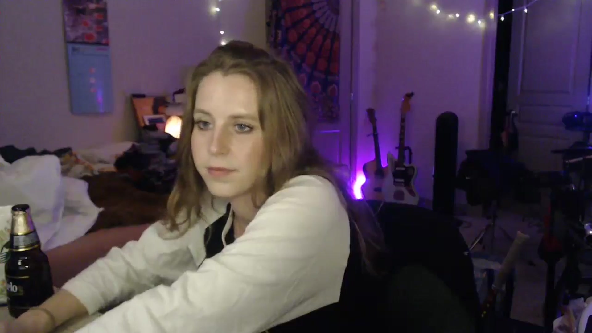 Gallery image thumbnail from Blake_Bardot's myfreecams stream on, 12/03/2024, 04:15 image 18 of 20