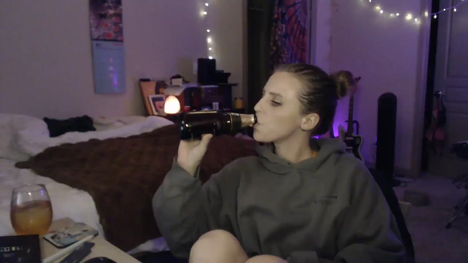Gallery image thumbnail from Blake_Bardot's myfreecams stream on, 12/10/2024, 05:22 image 12 of 20