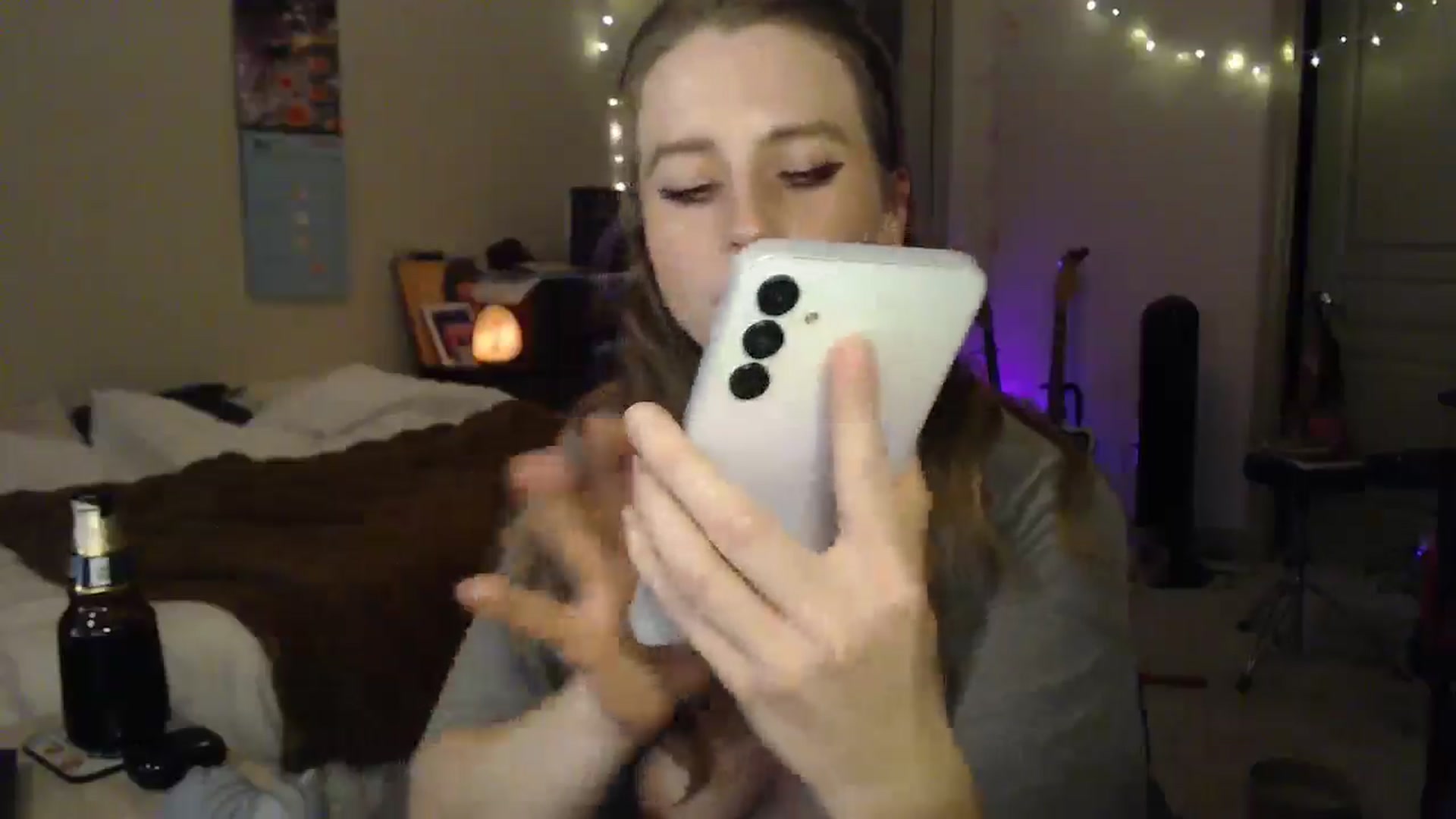 Gallery image thumbnail from Blake_Bardot's myfreecams stream on, 12/16/2024, 06:45 image 8 of 20