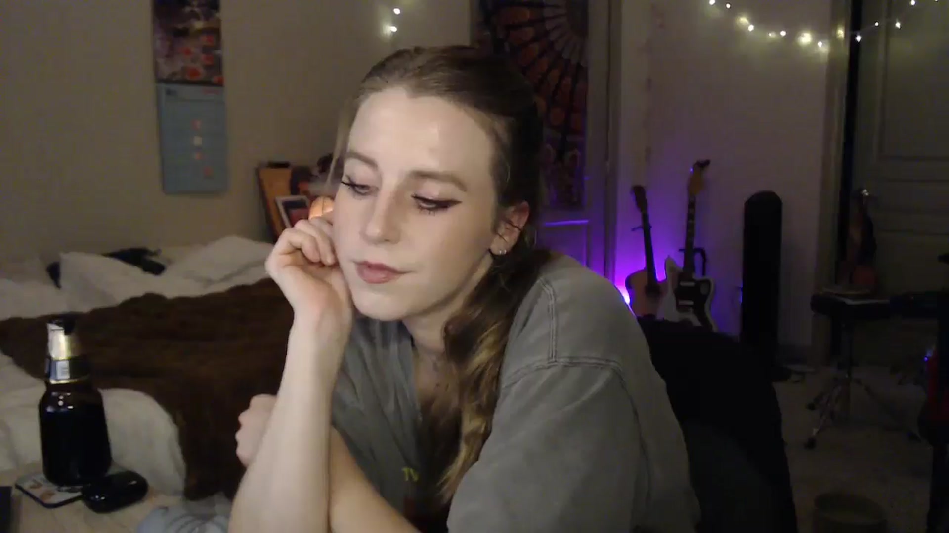 Gallery image thumbnail from Blake_Bardot's myfreecams stream on, 12/16/2024, 06:45 image 7 of 20