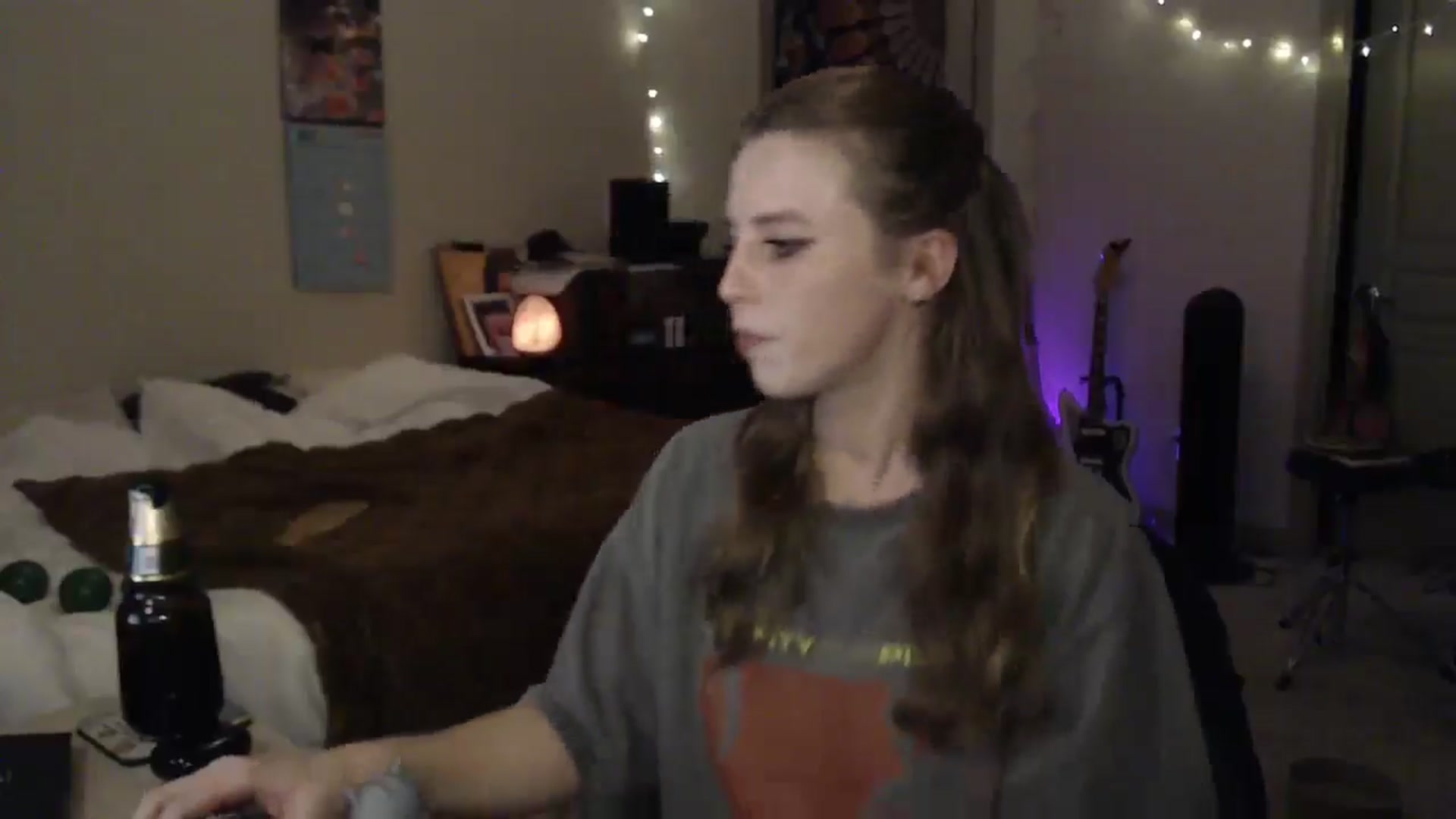 Gallery image thumbnail from Blake_Bardot's myfreecams stream on, 12/16/2024, 06:45 image 13 of 20