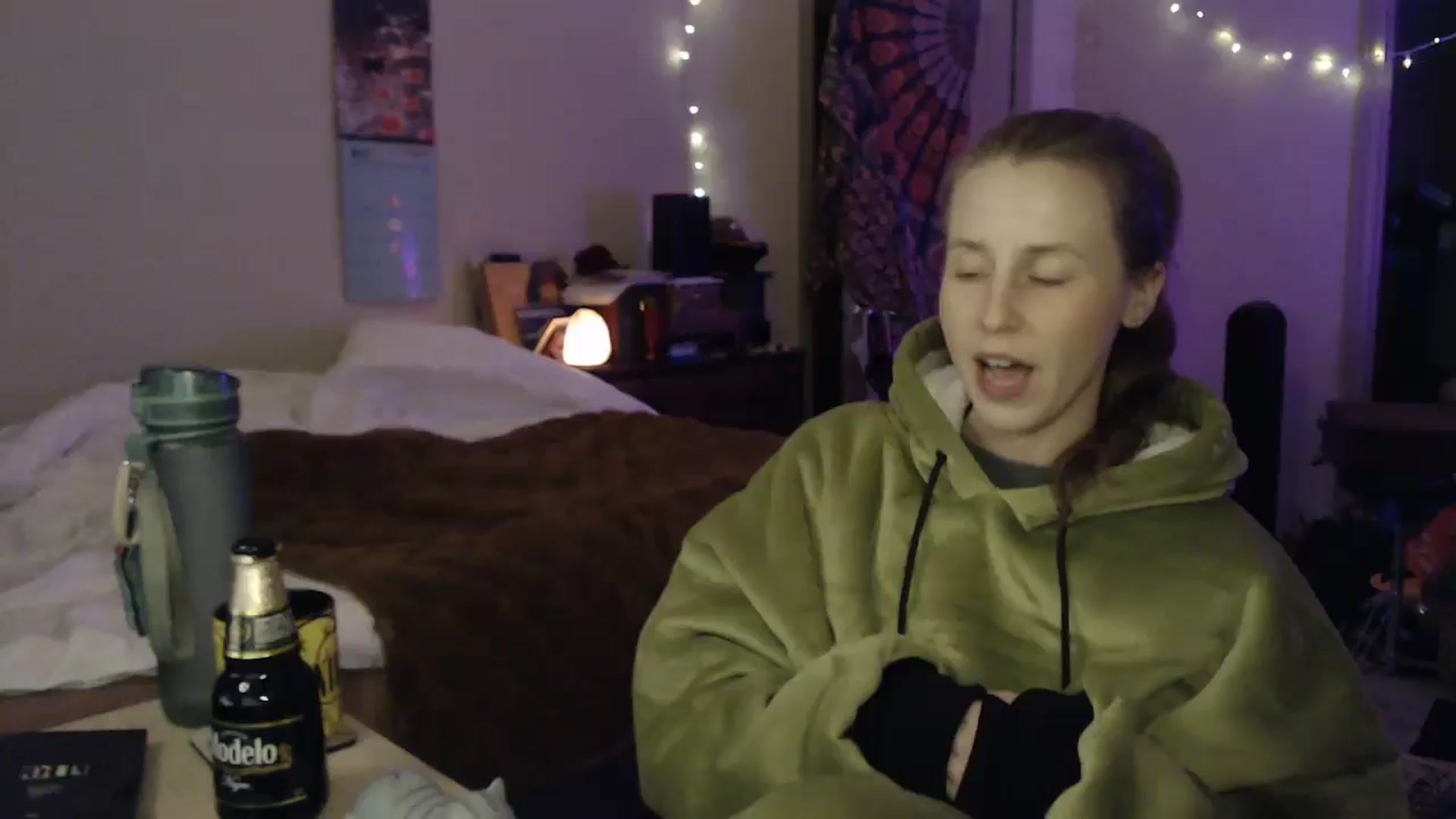 Gallery image thumbnail from Blake_Bardot's myfreecams stream on, 12/29/2024, 07:08 image 1 of 20