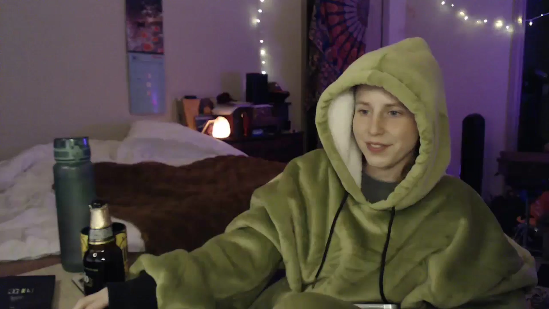Gallery image thumbnail from Blake_Bardot's myfreecams stream on, 12/29/2024, 07:08 image 8 of 20