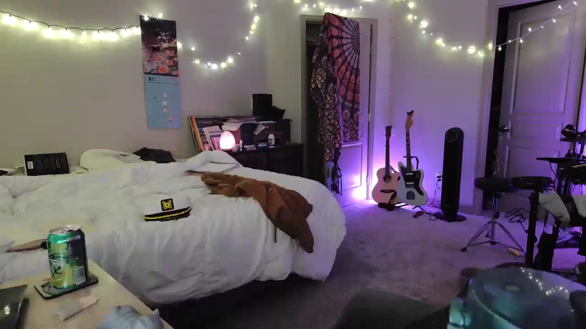 Gallery image thumbnail from Blake_Bardot's myfreecams stream on, 04/21/2025, 03:48 image 9 of 20