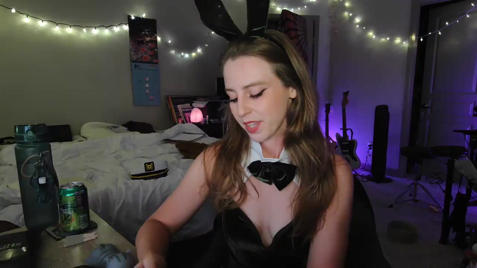 Gallery image thumbnail from Blake_Bardot's myfreecams stream on, 04/21/2025, 03:48 image 12 of 20