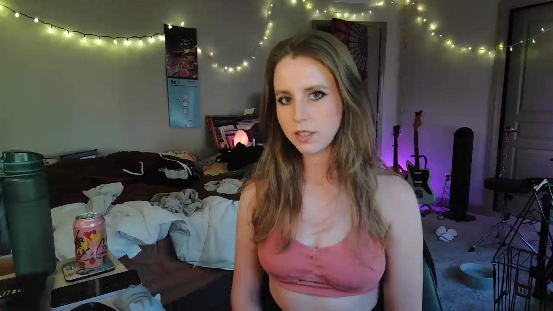 Gallery image thumbnail from Blake_Bardot's myfreecams stream on, 04/26/2025, 01:49 image 17 of 20