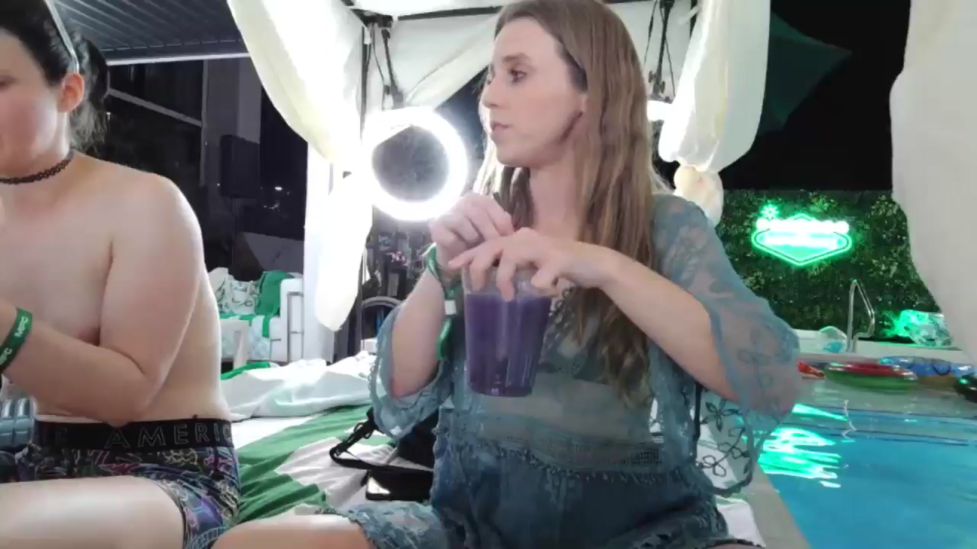 Gallery image thumbnail from Blake_Bardot's myfreecams stream on, 05/21/2025, 06:38 image 11 of 20