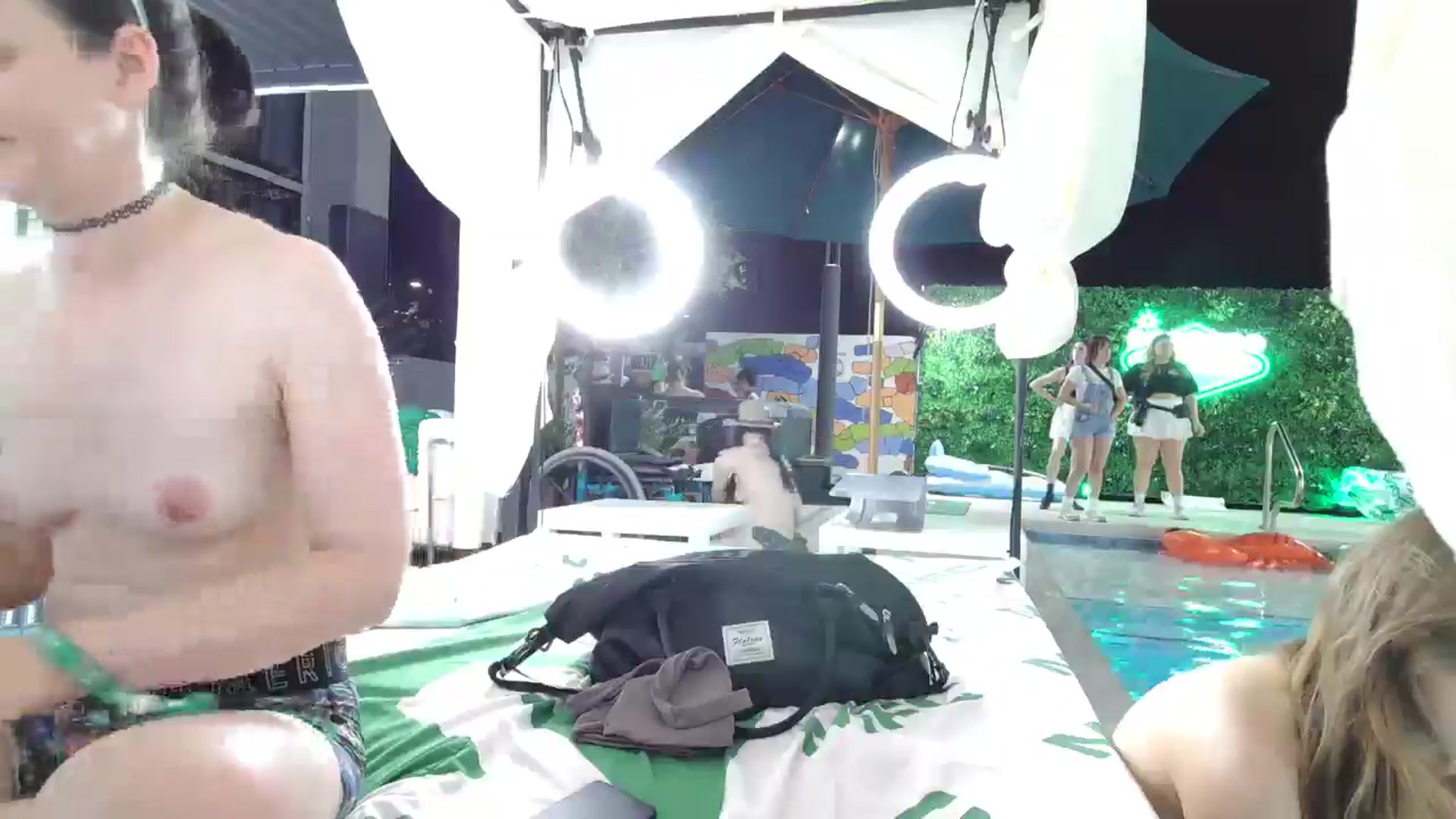 Gallery image thumbnail from Blake_Bardot's myfreecams stream on, 05/21/2025, 06:38 image 15 of 20