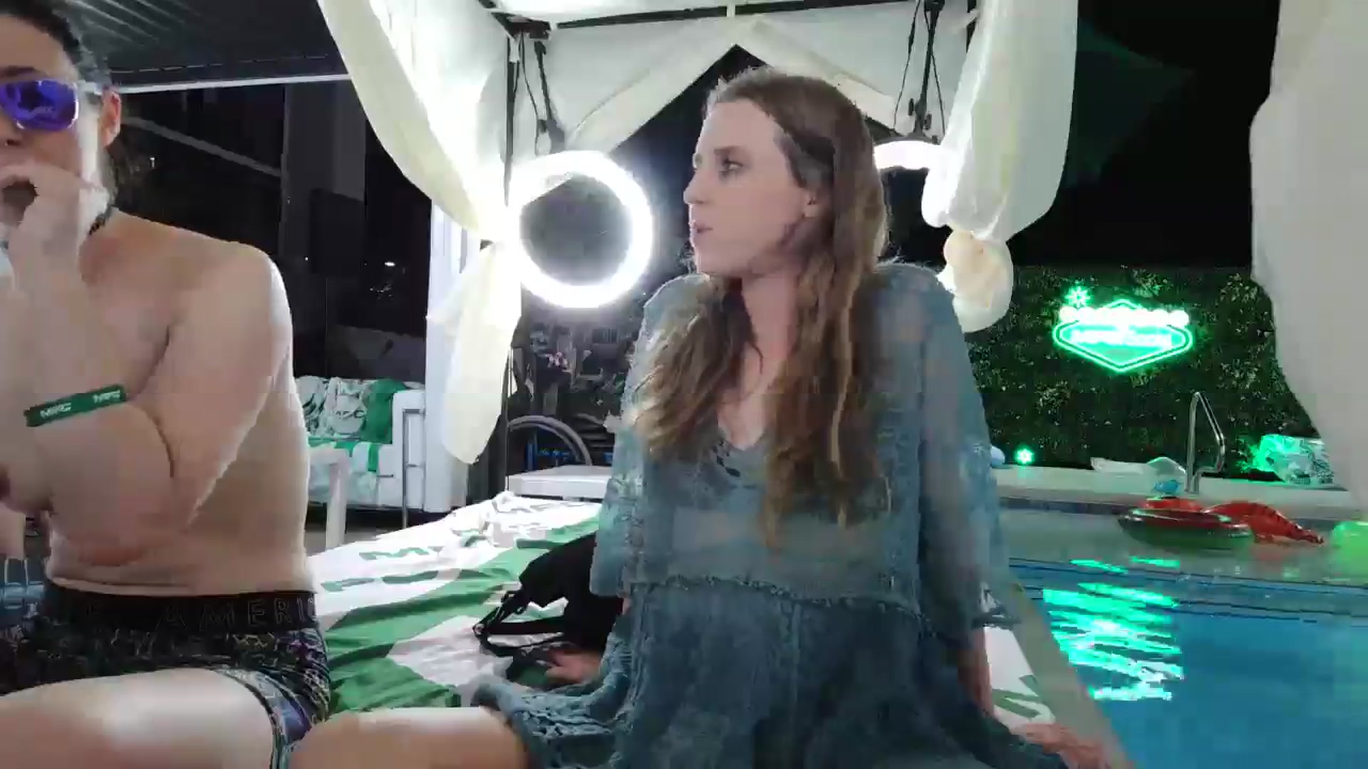 Gallery image thumbnail from Blake_Bardot's myfreecams stream on, 05/21/2025, 06:38 image 9 of 20