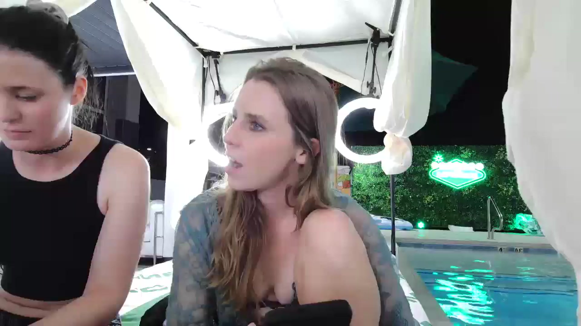 Gallery image thumbnail from Blake_Bardot's myfreecams stream on, 05/21/2025, 07:02 image 15 of 20