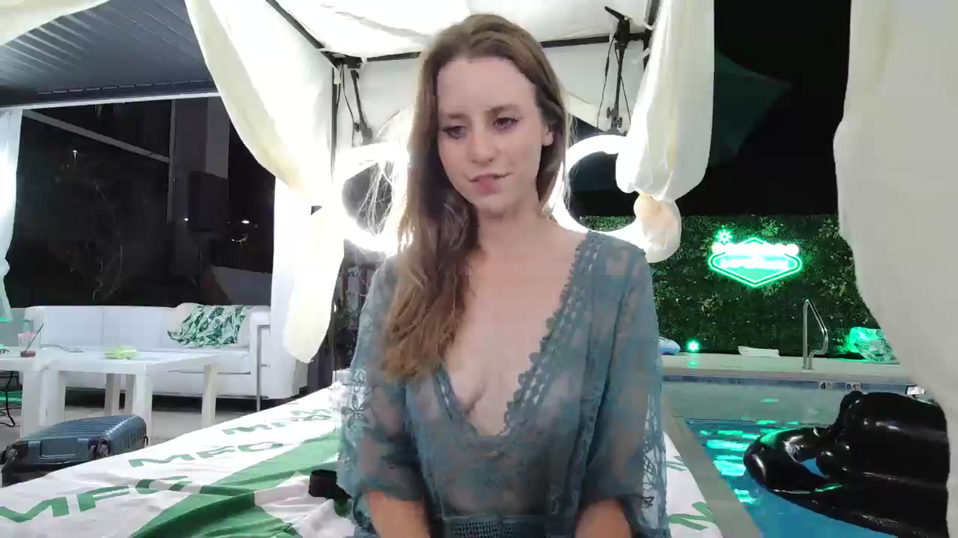Gallery image thumbnail from Blake_Bardot's myfreecams stream on, 05/21/2025, 07:02 image 5 of 20