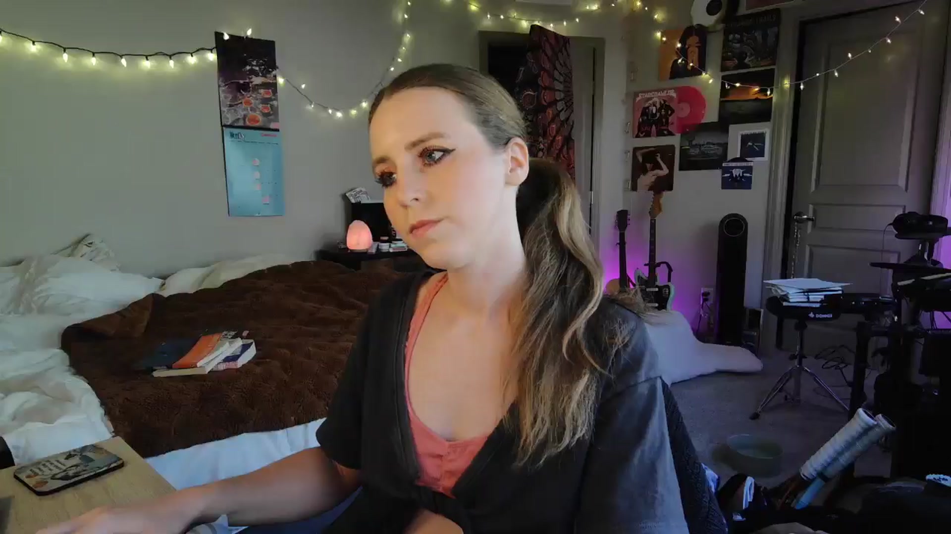 Gallery image thumbnail from Blake_Bardot's myfreecams stream on, 05/24/2025, 01:59 image 4 of 20