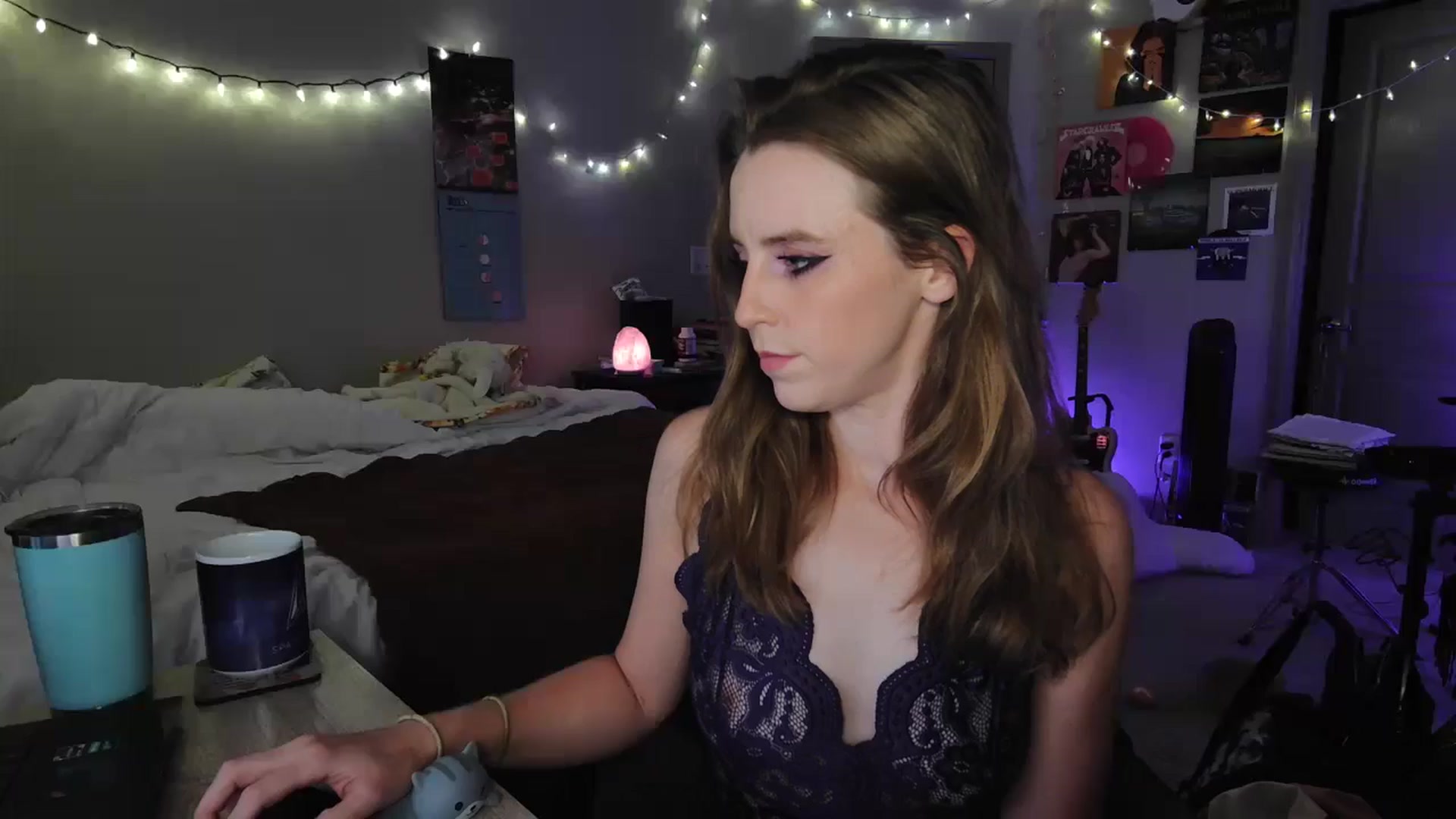 Gallery image thumbnail from Blake_Bardot's myfreecams stream on, 06/01/2025, 07:57 image 5 of 20