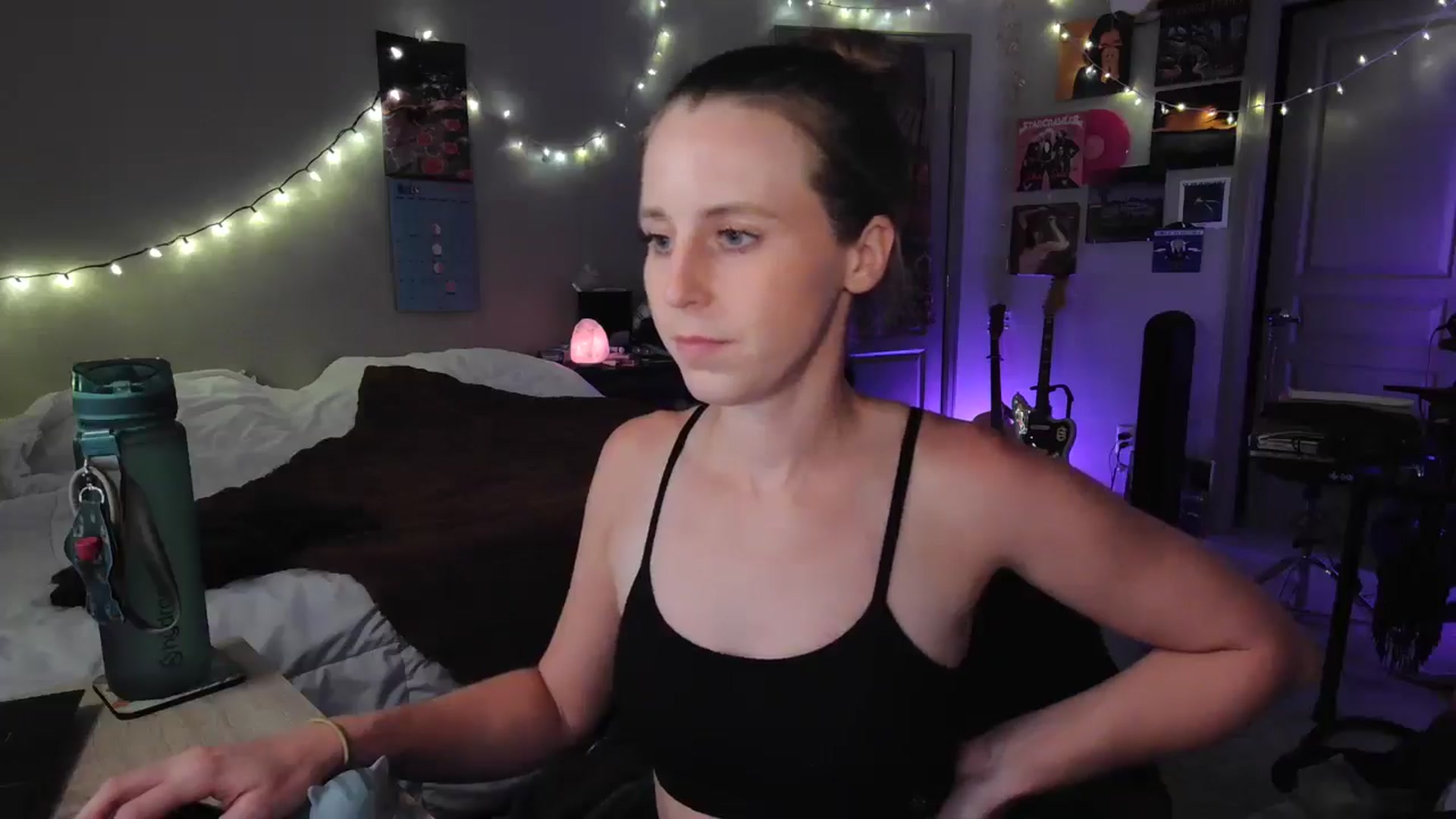 Gallery image thumbnail from Blake_Bardot's myfreecams stream on, 07/16/2025, 06:25 image 8 of 20