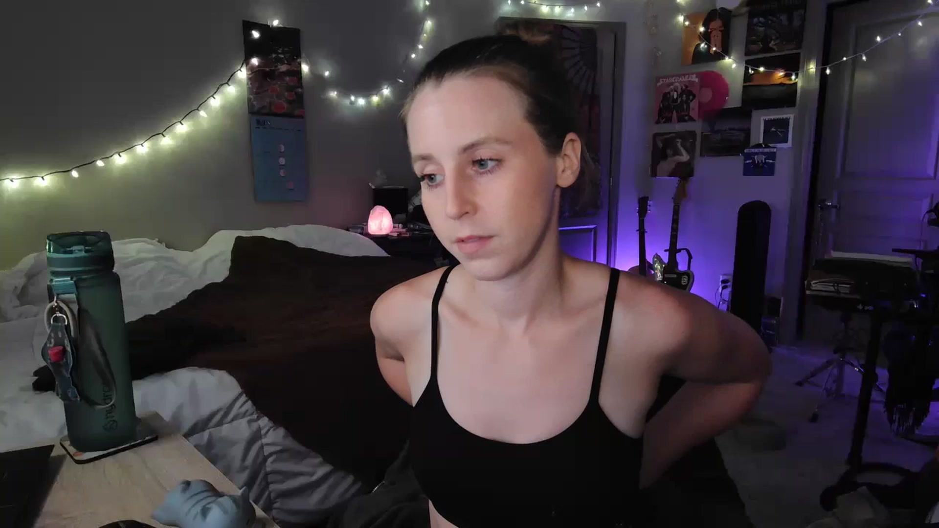 Gallery image thumbnail from Blake_Bardot's myfreecams stream on, 07/16/2025, 06:25 image 6 of 20