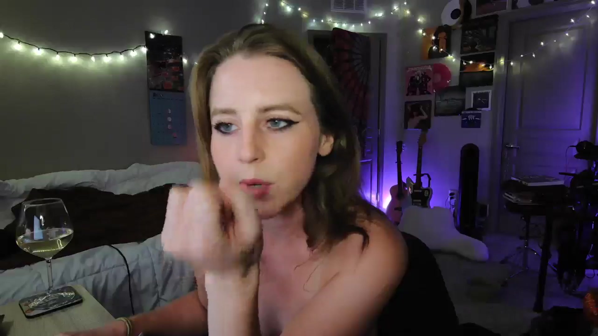 Gallery image thumbnail from Blake_Bardot's myfreecams stream on, 08/12/2025, 06:20 image 8 of 20