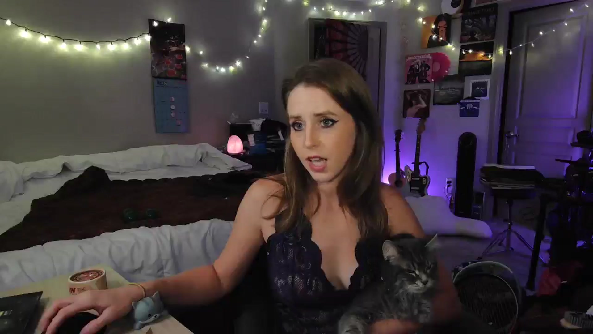 Gallery image thumbnail from Blake_Bardot's myfreecams stream on, 08/23/2025, 06:46 image 6 of 20