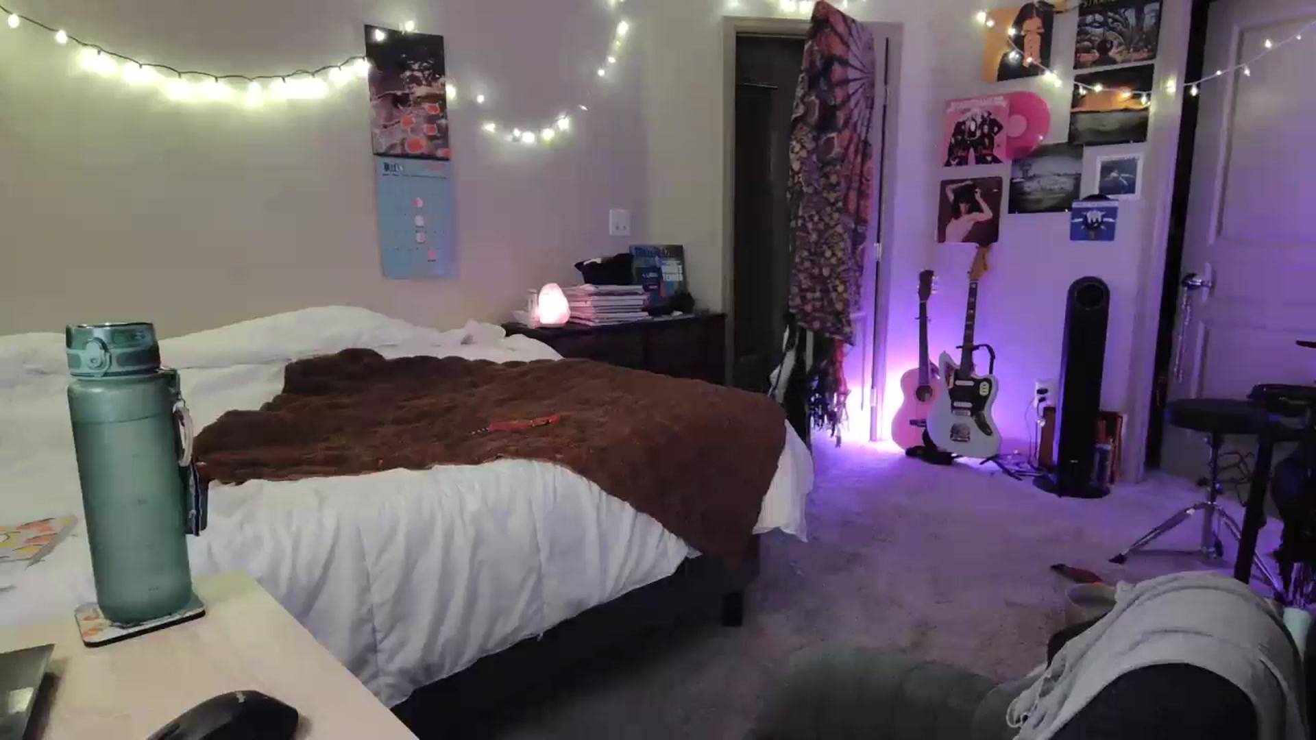 Gallery image thumbnail from Blake_Bardot's myfreecams stream on, 08/26/2025, 04:13 image 16 of 20