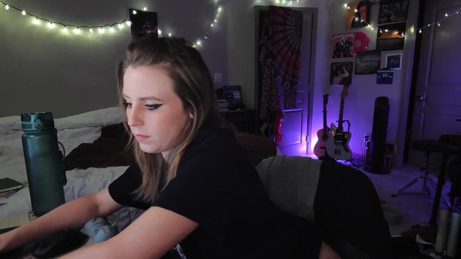 Gallery image thumbnail from Blake_Bardot's myfreecams stream on, 08/26/2025, 05:38 image 7 of 20