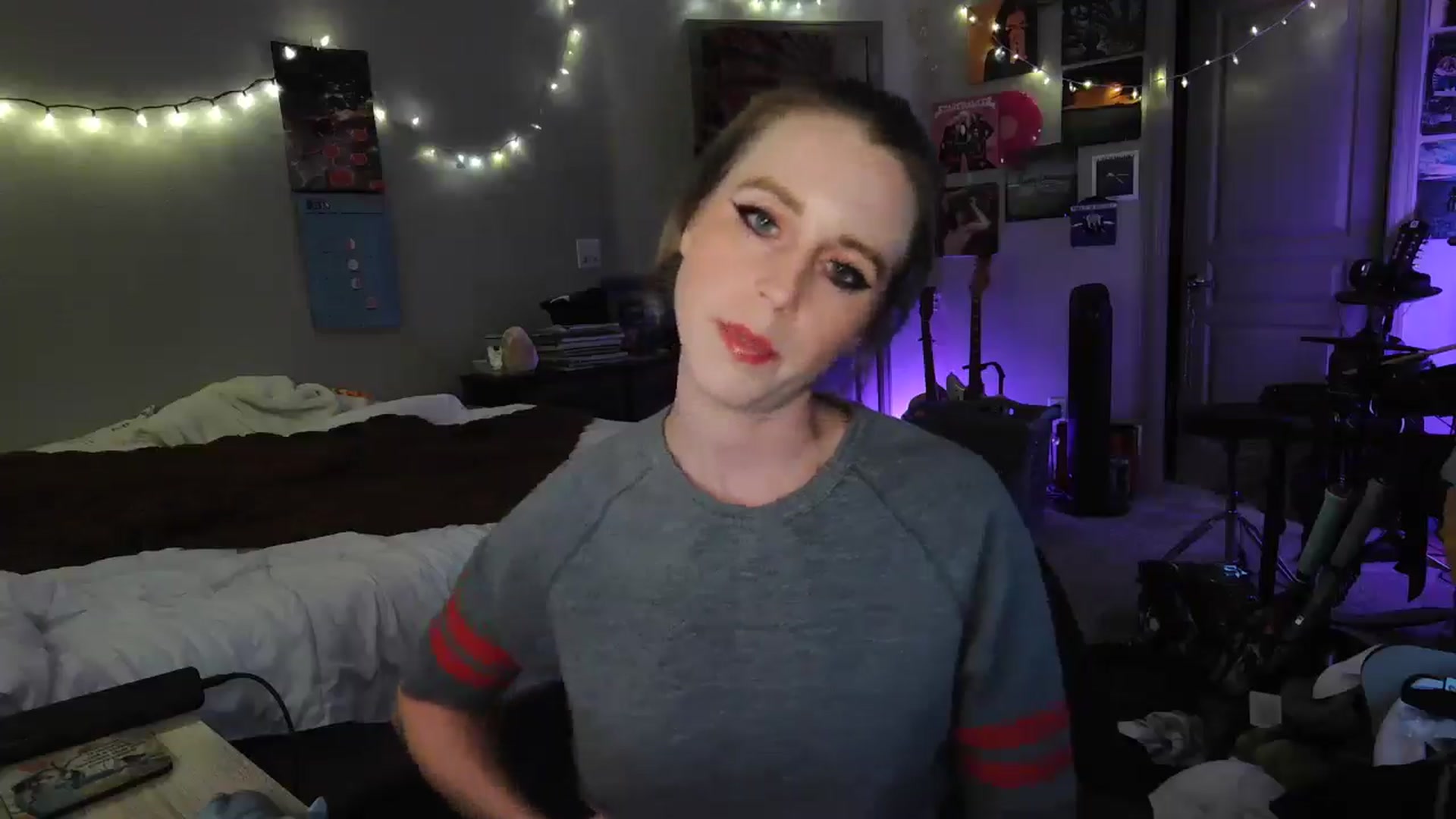 Gallery image thumbnail from Blake_Bardot's myfreecams stream on, 08/28/2025, 02:36 image 6 of 20