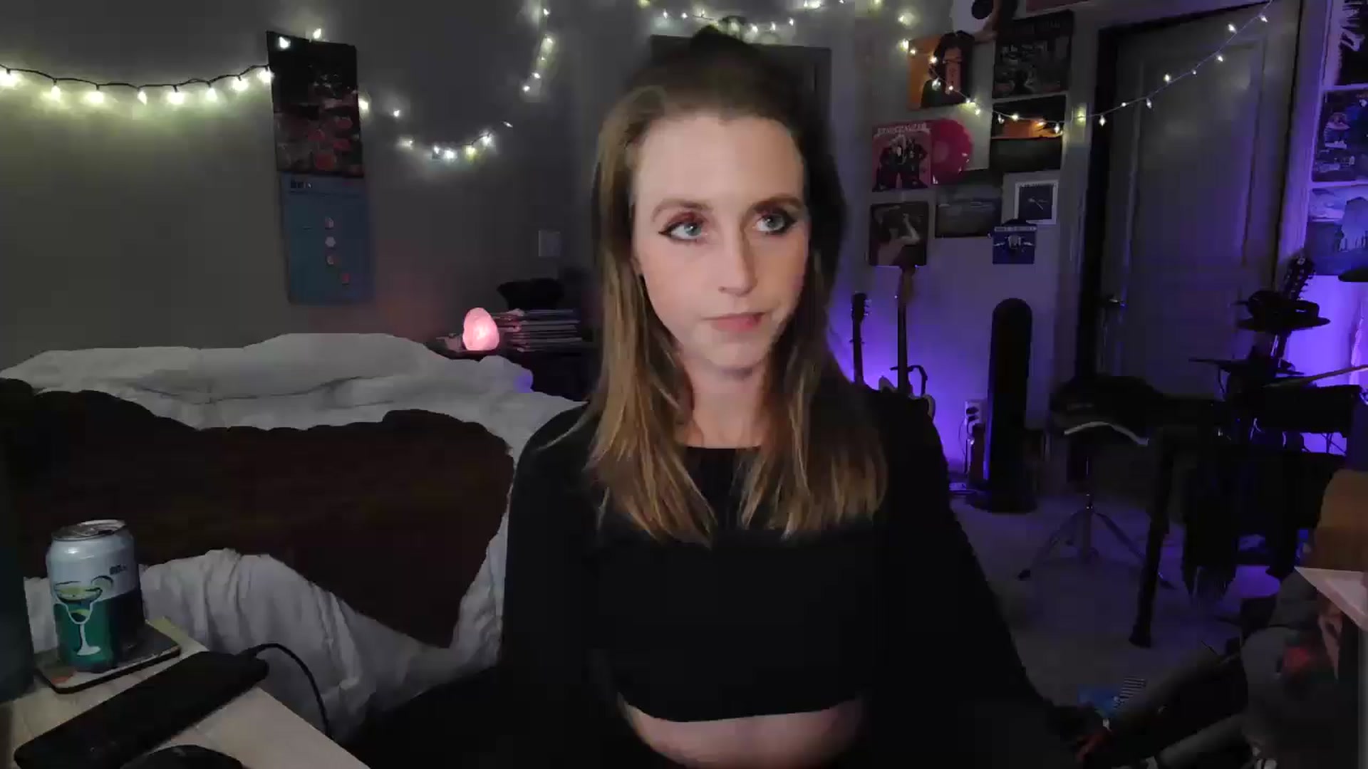 Gallery image thumbnail from Blake_Bardot's myfreecams stream on, 10/04/2025, 04:41 image 4 of 20