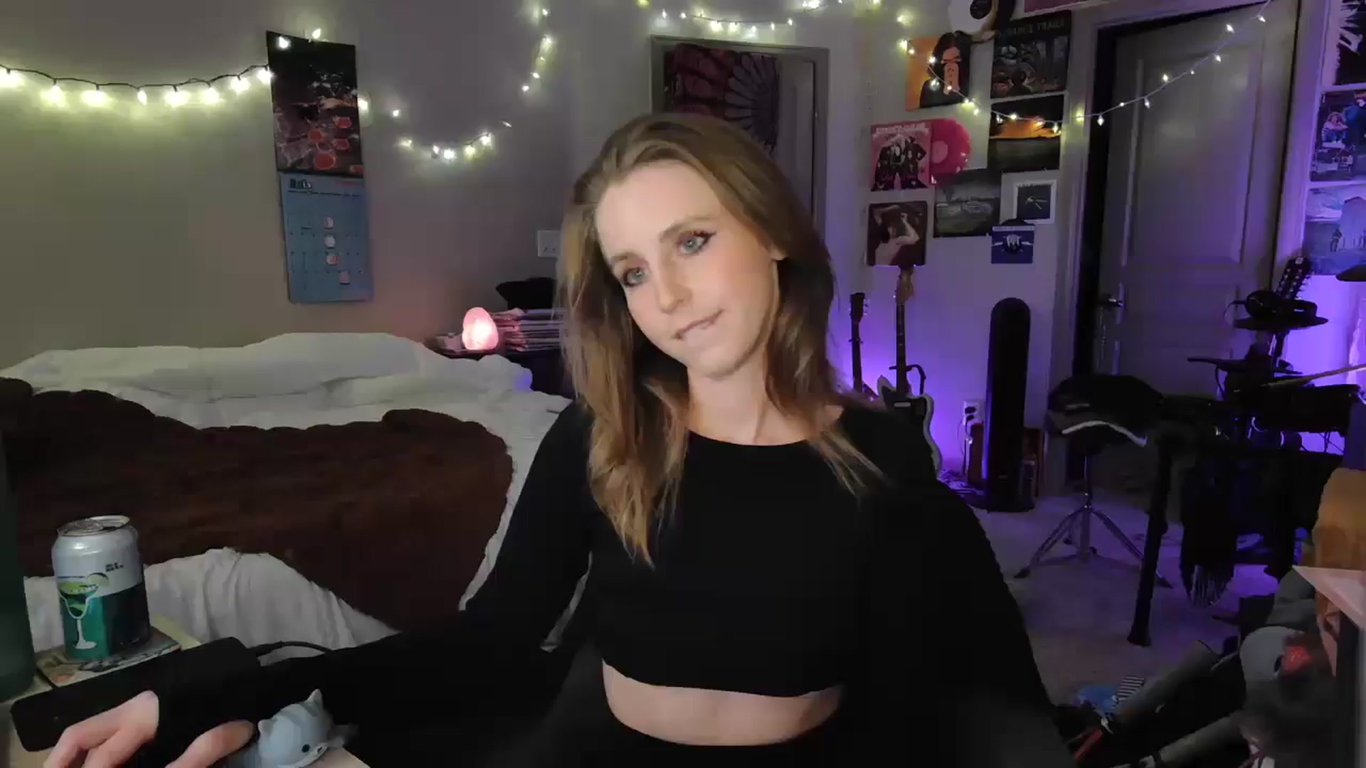 Gallery image thumbnail from Blake_Bardot's myfreecams stream on, 10/04/2025, 04:41 image 1 of 20