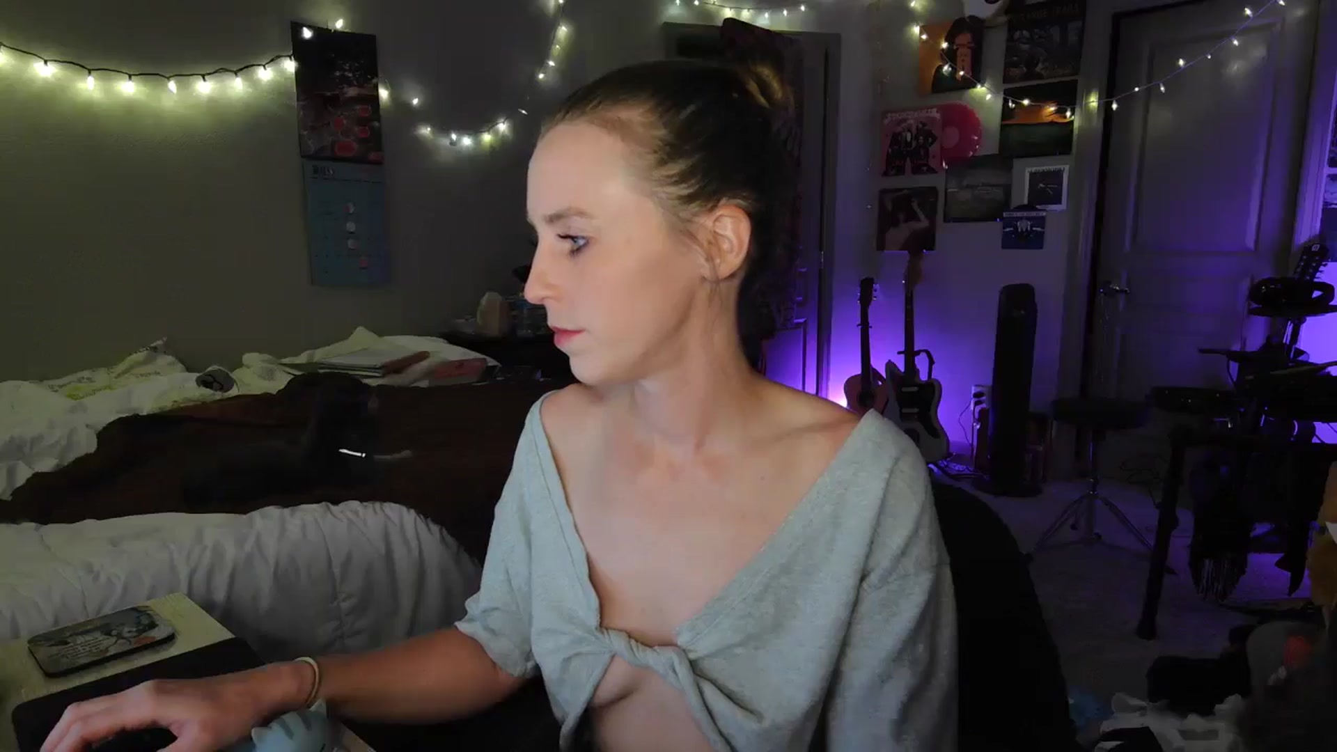 Gallery image thumbnail from Blake_Bardot's myfreecams stream on, 10/19/2025, 06:38 image 5 of 20