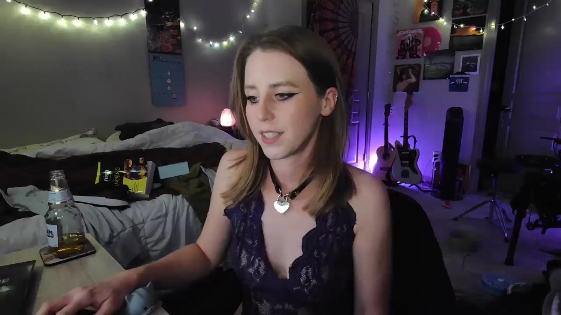 Gallery image thumbnail from Blake_Bardot's myfreecams stream on, 12/12/2025, 07:17 image 3 of 20