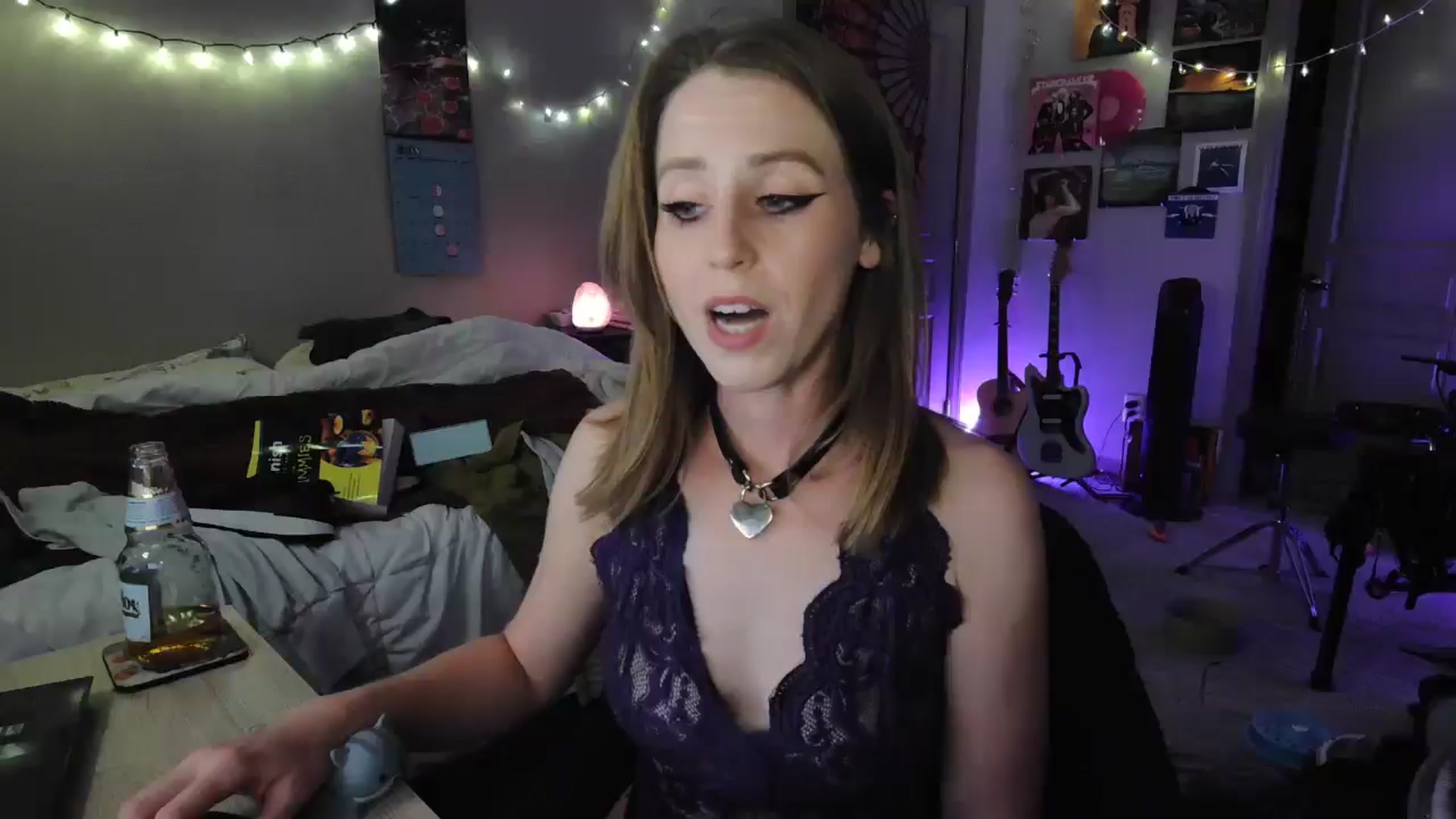 Gallery image thumbnail from Blake_Bardot's myfreecams stream on, 12/12/2025, 07:17 image 2 of 20